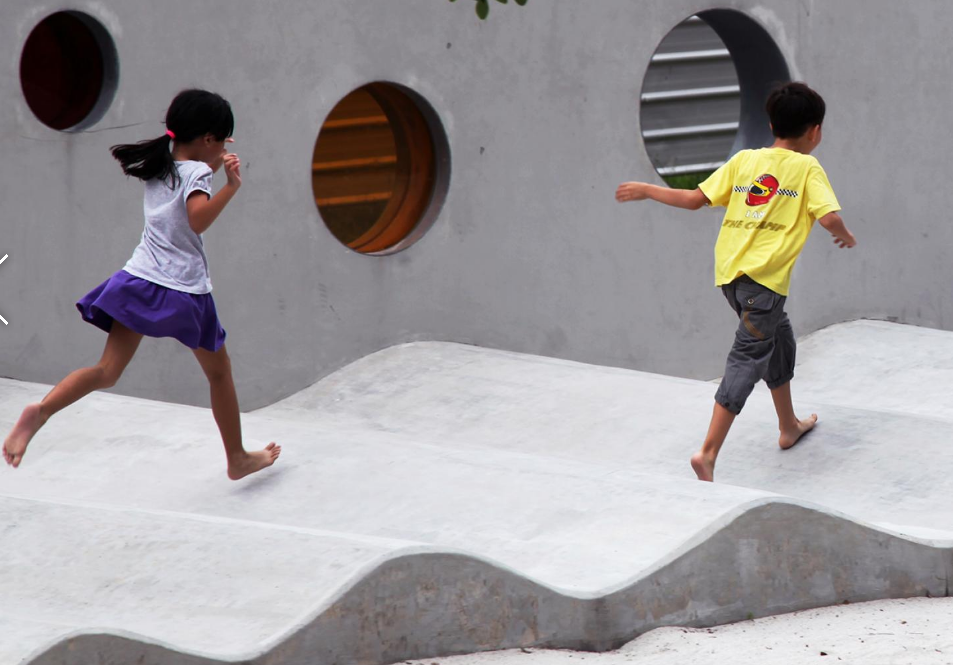 Bishan Park, like many of Ramboll Studio Dreiseitl's works has integrated and interactive, artistic elements inscribed into the fabric of the design. Photo: Ramboll Studio Dreiseitl