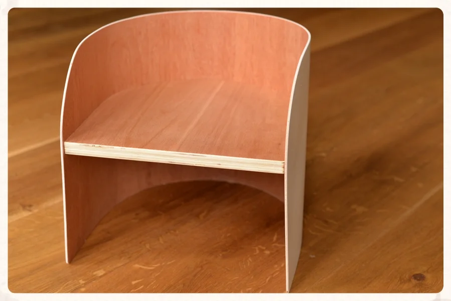 Curved chair 3.jpg