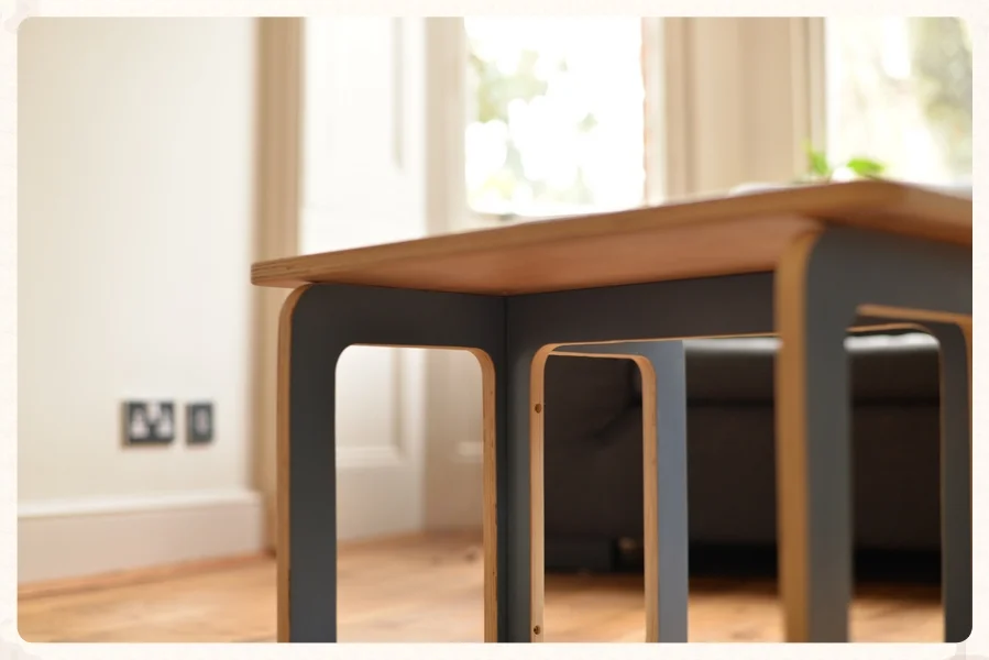 Square table 4.jpg