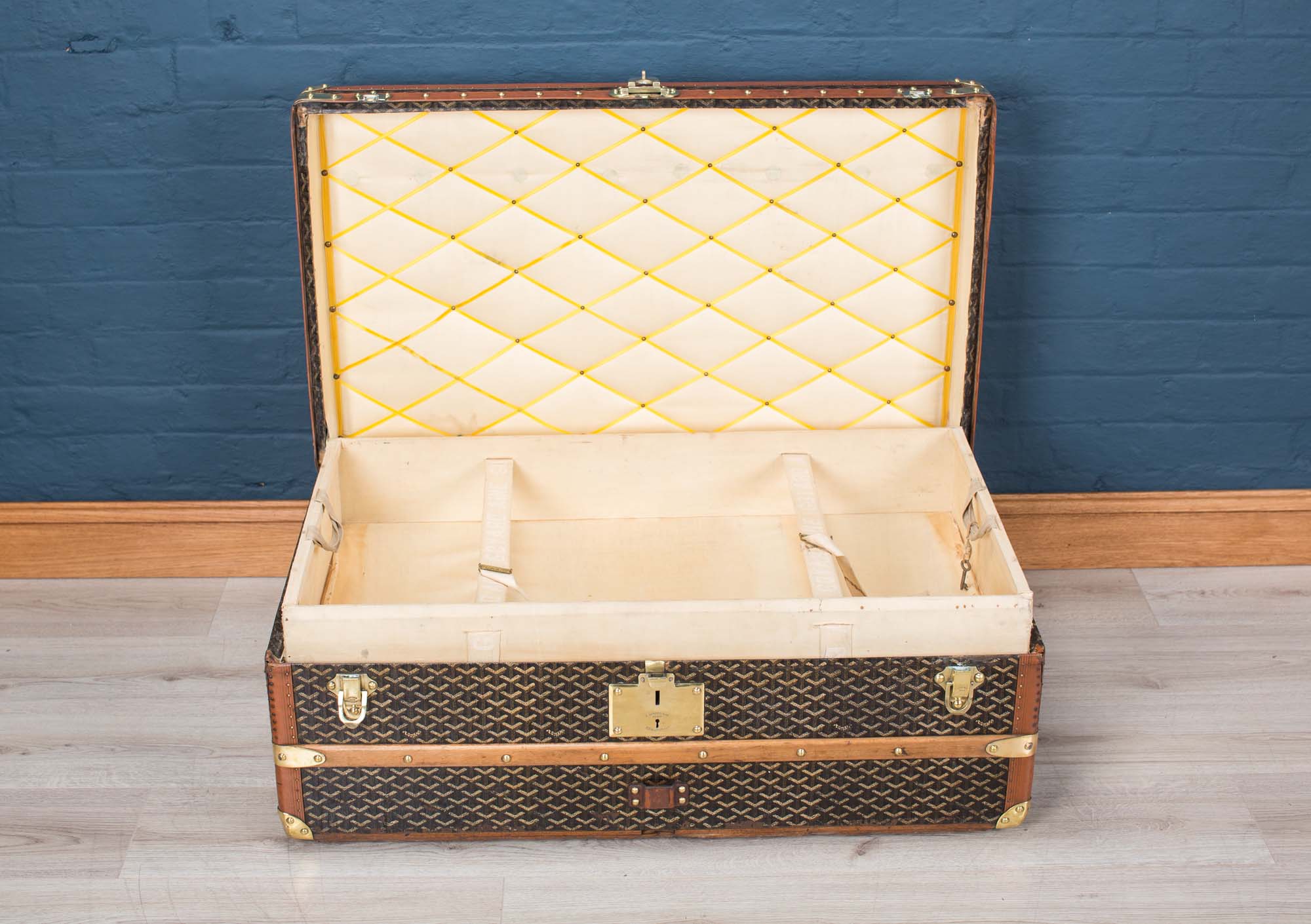 FLUX_ANTIQUE-370.jpg