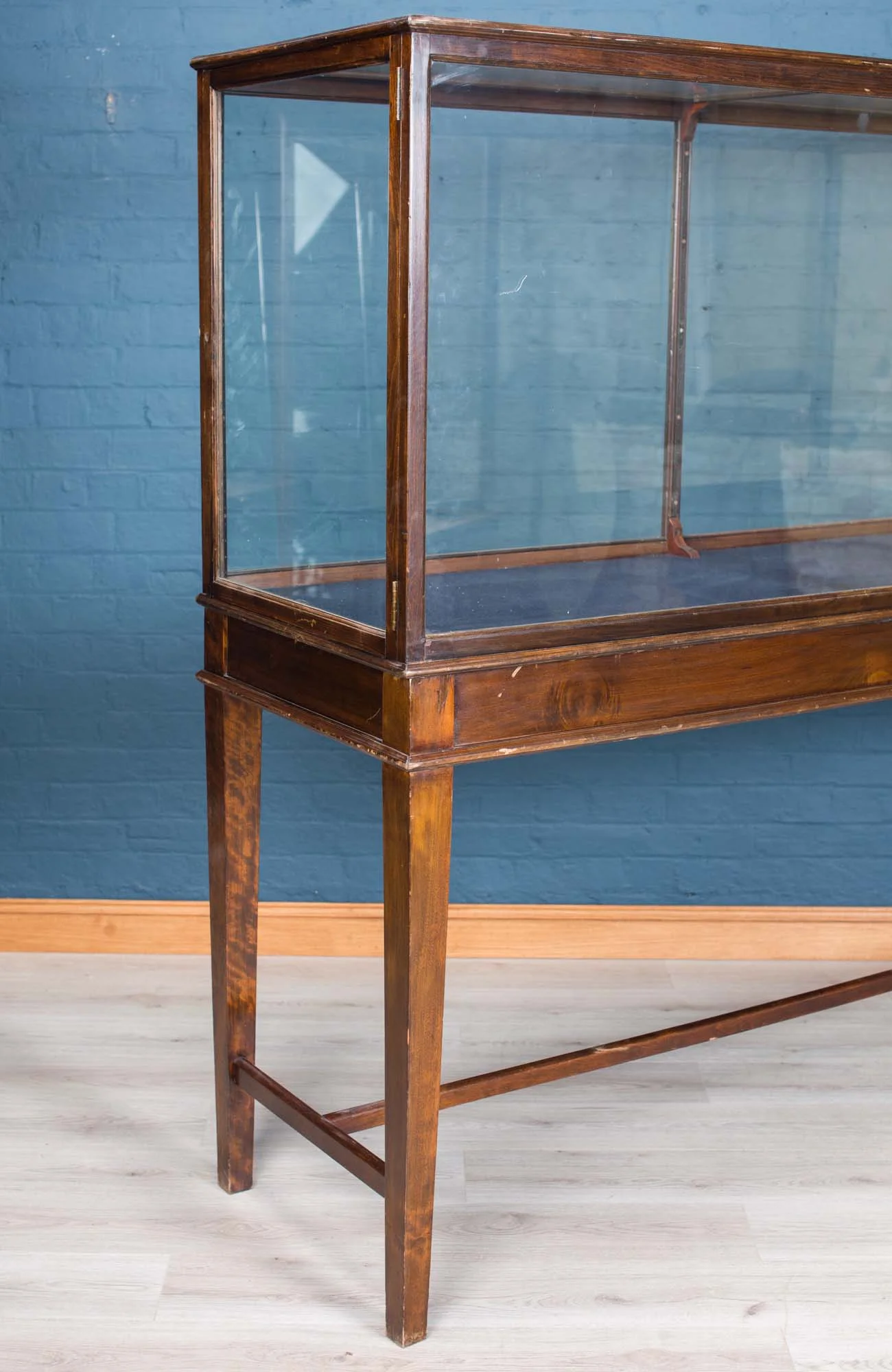 FLUX_ANTIQUE-1094.jpg