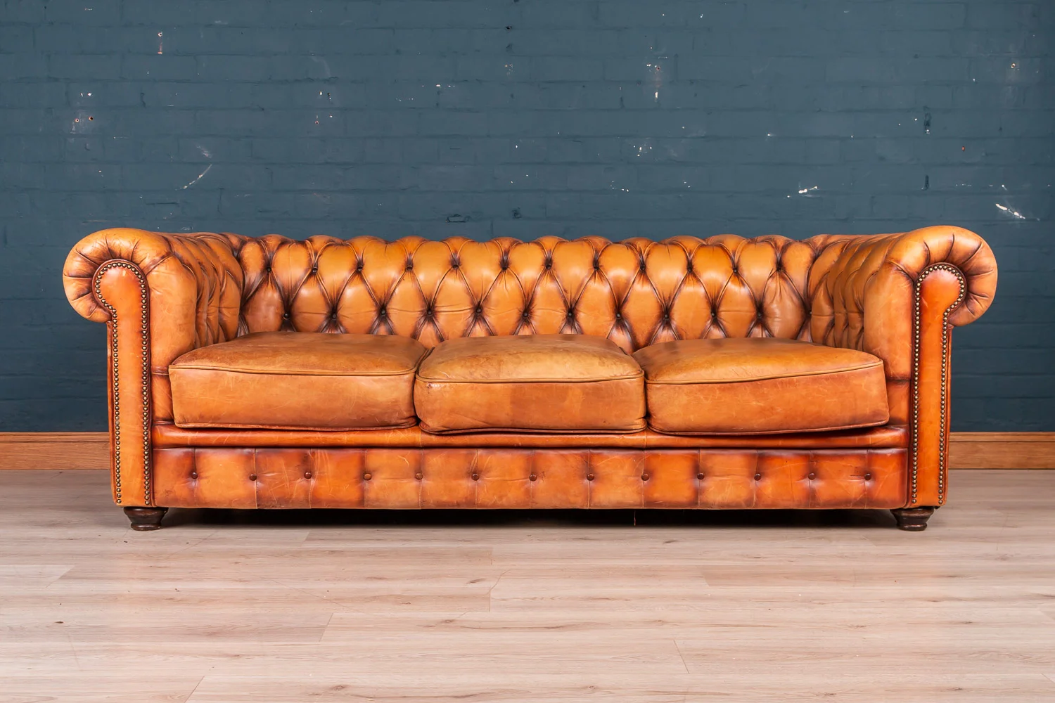 Large hand dyed leather Chesterfield sofa, late 20th century