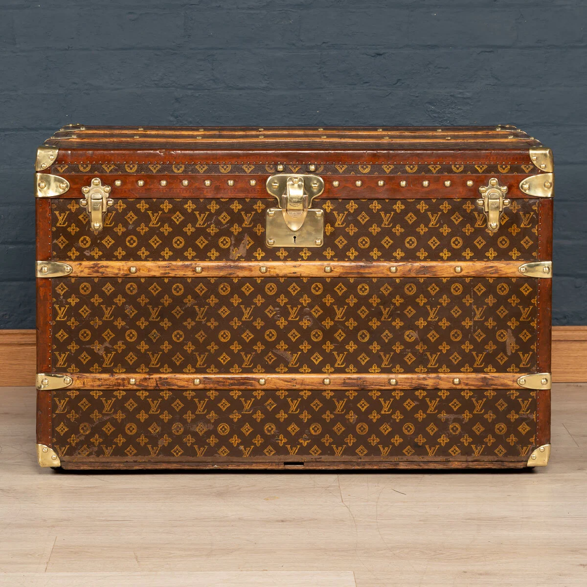 A Louis Vuitton courier trunk in monogram canvas, France, circa 1920