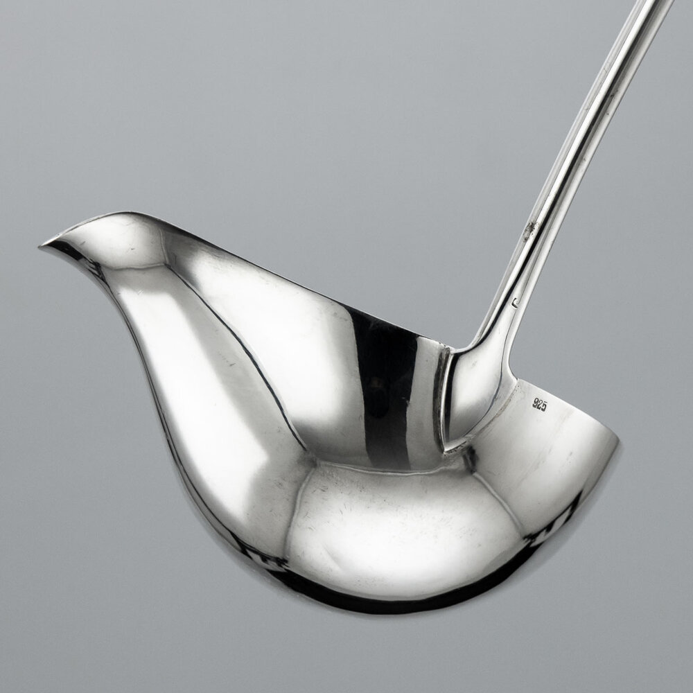 A SILVER PUNCH BOWL WITH LADLE, BUCCELLATI, MILAN, MODERN