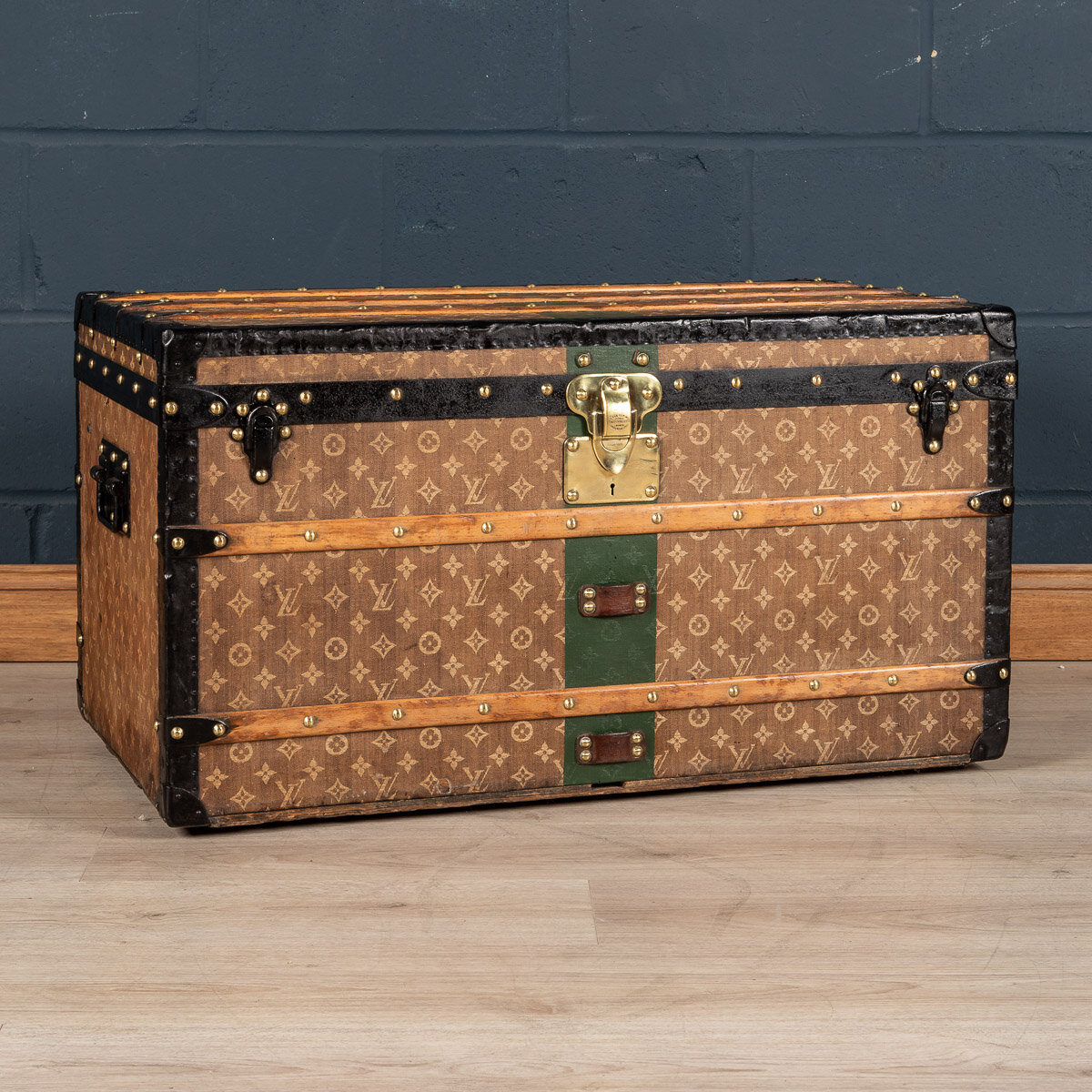 A Louis Vuitton trunk in woven canvas, France, late 19th century