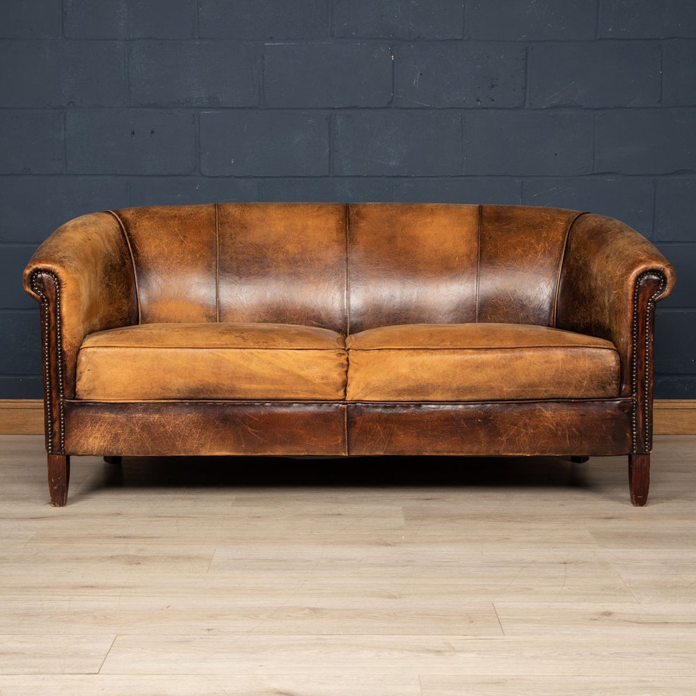 draaipunt Maaltijd vruchten A sheepskin leather sofa, Holland, late 20th century — Alessio Lorenzi