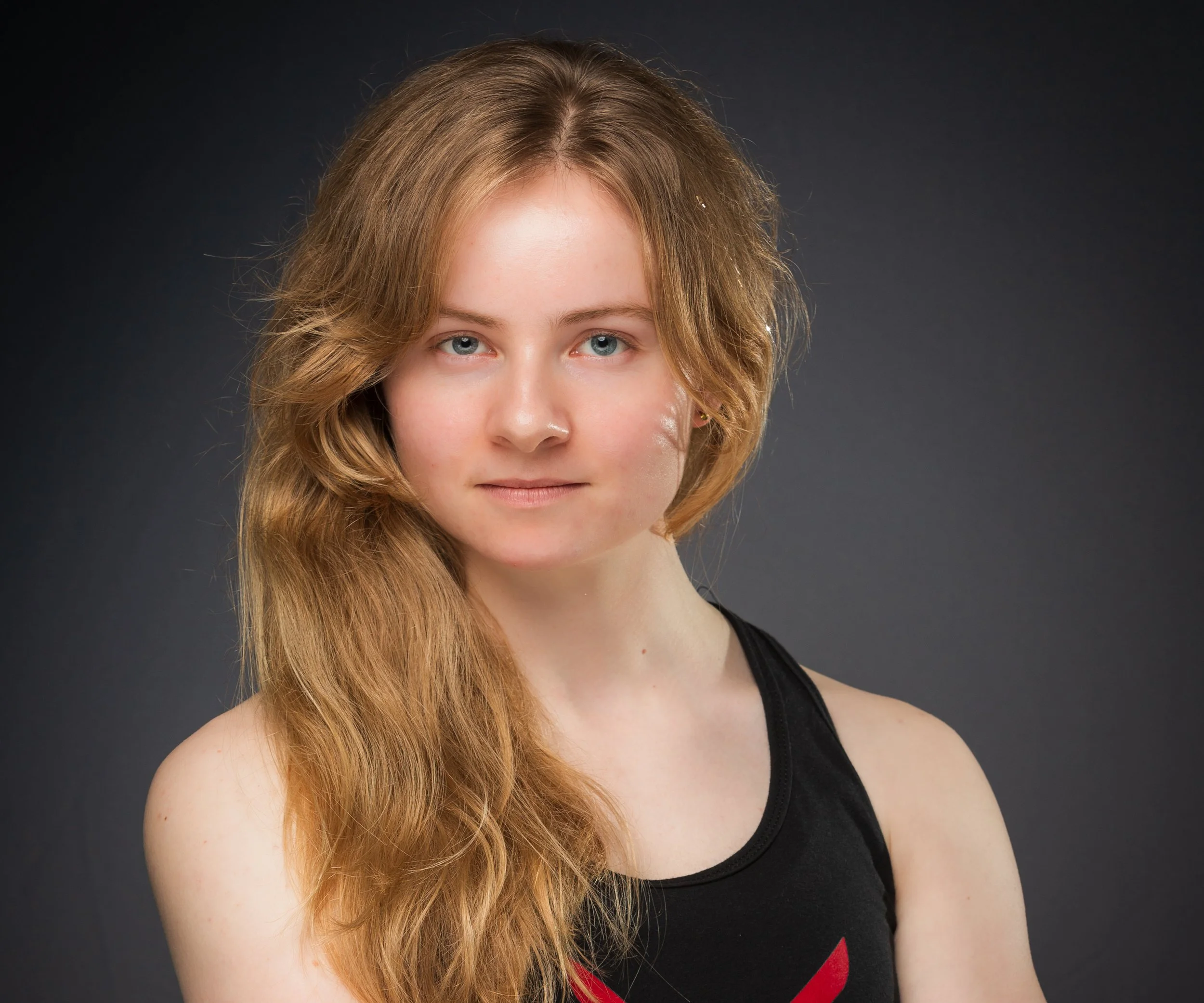 helen gilbert-snyder portrait hear_her_sports website.jpg