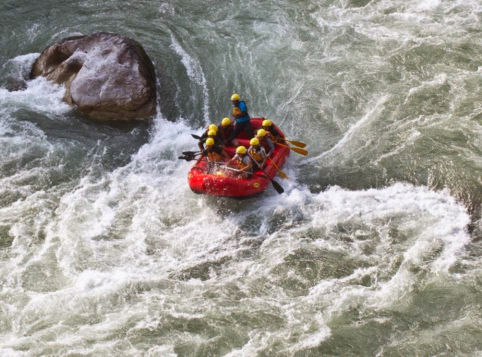 LEVEL 4-CLASS IV RAPIDS: Long, challenging rapids, narrow passages, turbulent water that requires precise maneuvering and sends hearts racing.