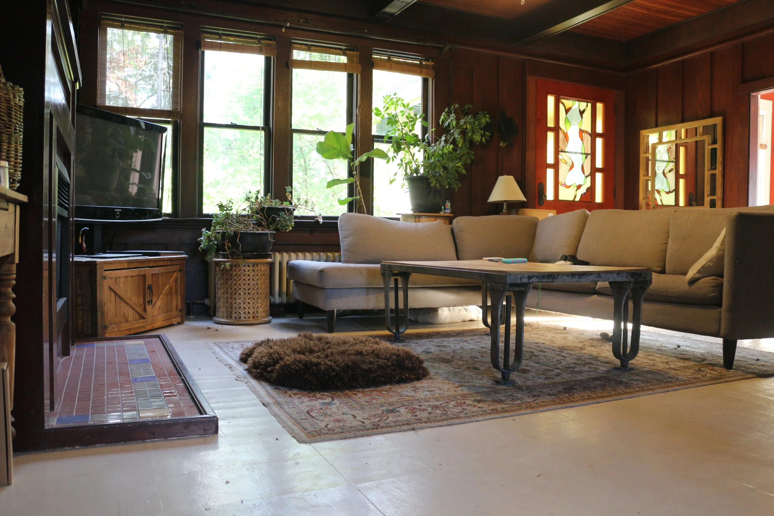 Farmhouse interior, living room photo 2.JPG