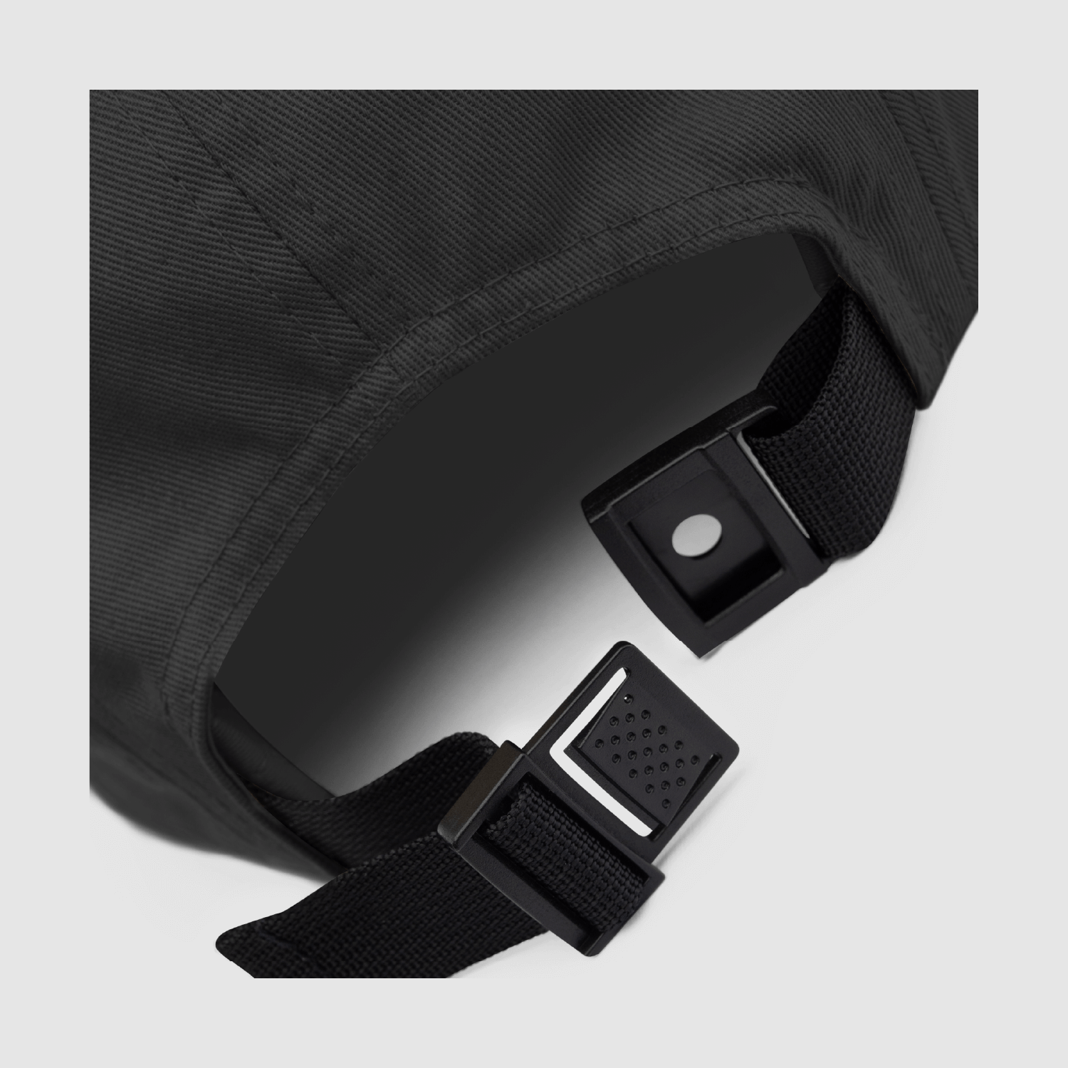 Close-up detail of the adjustable black clip strap on Mr. Nope’s 8BALL GLITCH 5-panel cap – premium streetwear cap at nopeshop.com