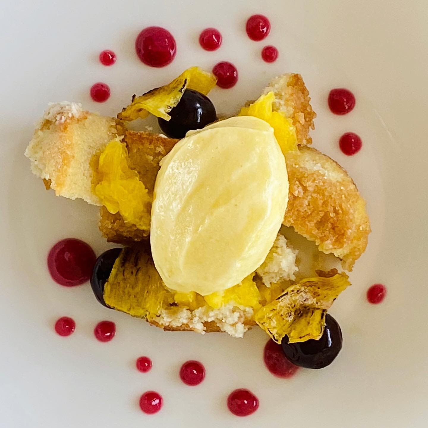 “Pineapple Upside Down Cake”
One of my all time favorite desserts. I remember sitting with my Grandpa while Grandma made this for us. Although slightly different. Hers was of course better.
#dessertporn #yachtlife #yachtlife #yachtchef