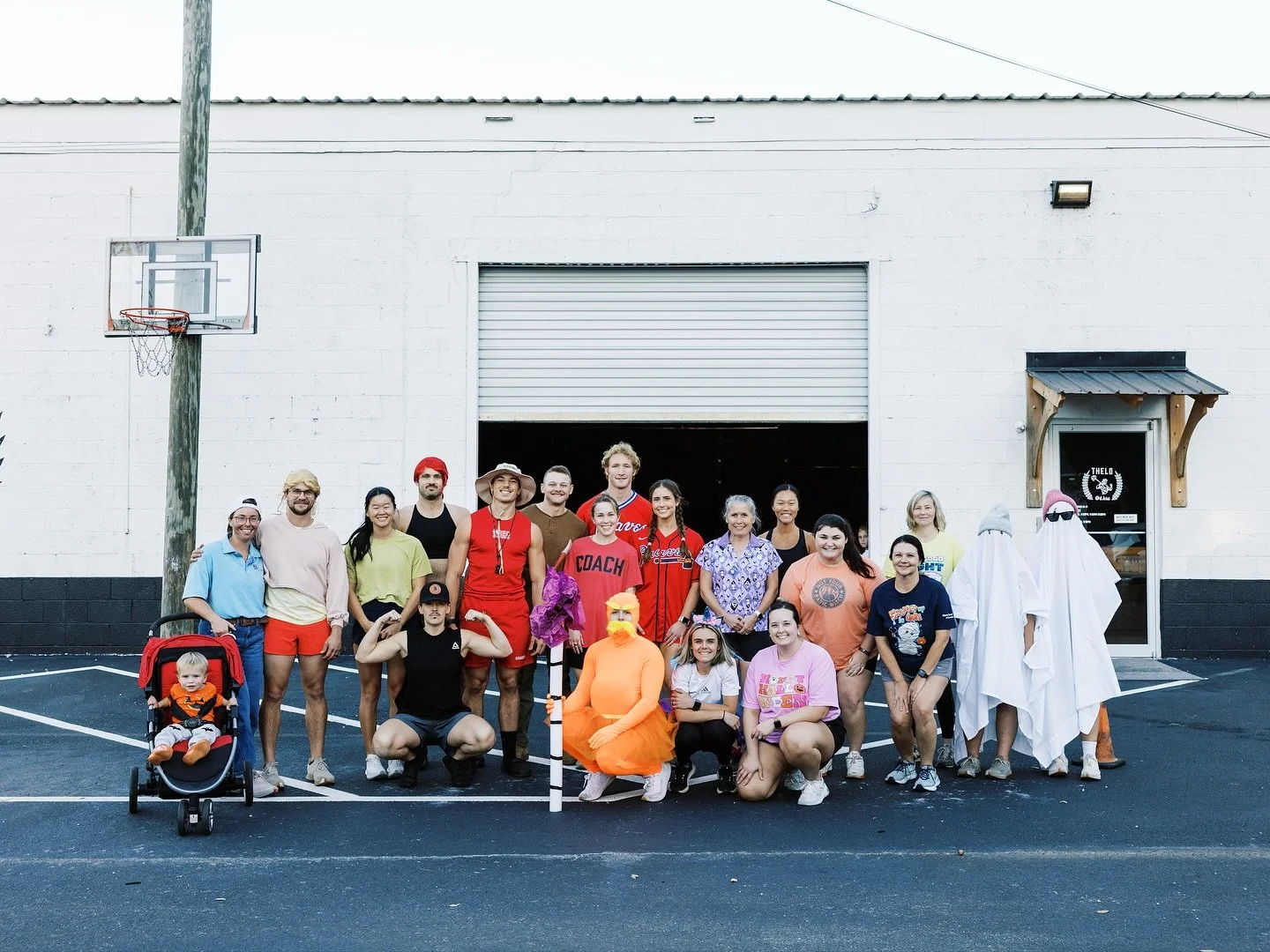 Thank you everyone who came out and participated in our Halloween WOD! 

It was a spooky good time and we can't wait to do it again next year👻