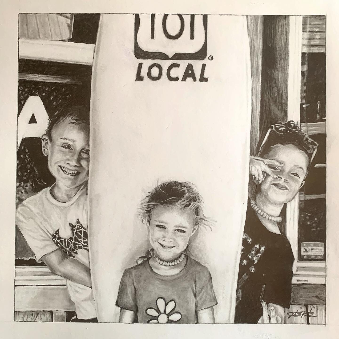 A buddy of mine had the idea of transforming an awesome photo of his kids into a pencil drawing. Couldn&rsquo;t be happier to accept the request and help capture this wonderful memory for them.

#pencildrawing #portraitdrawing #seattleartist #pnwarti