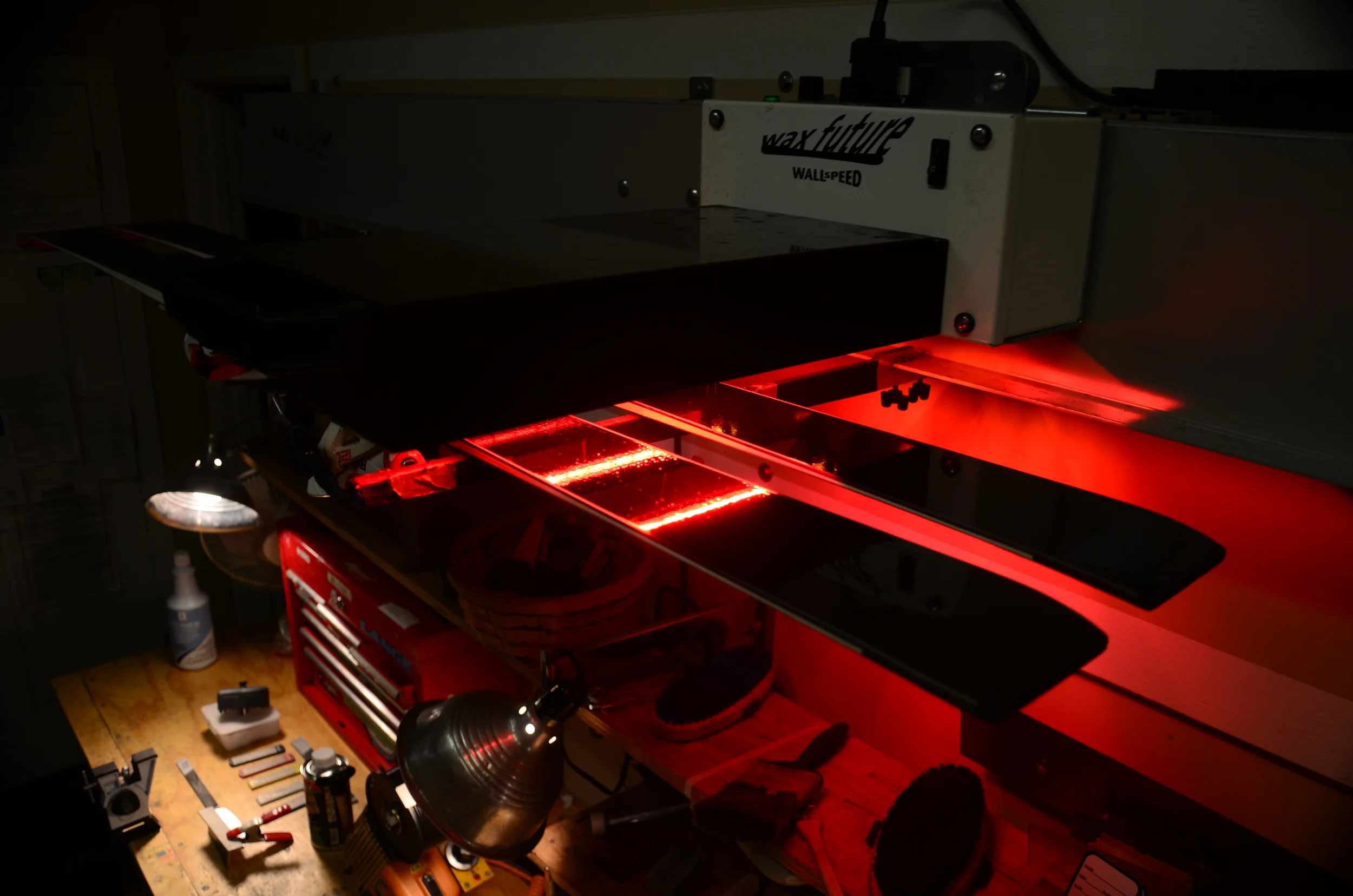 WAX FUTURE, UV heat to impregnate wax faster than a hot box while not damaging the resin within the skis.