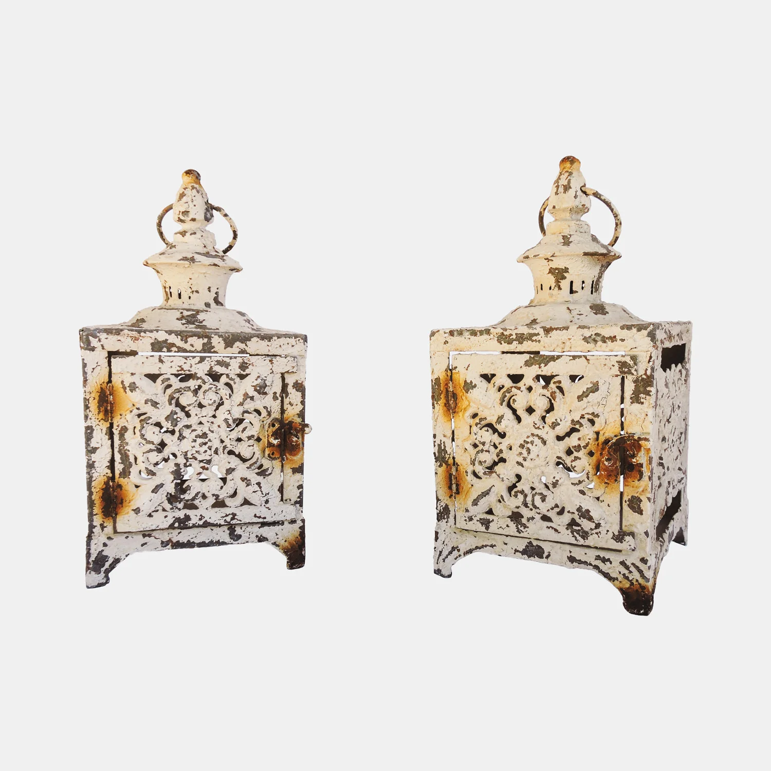 Vintage Lantern Rentals