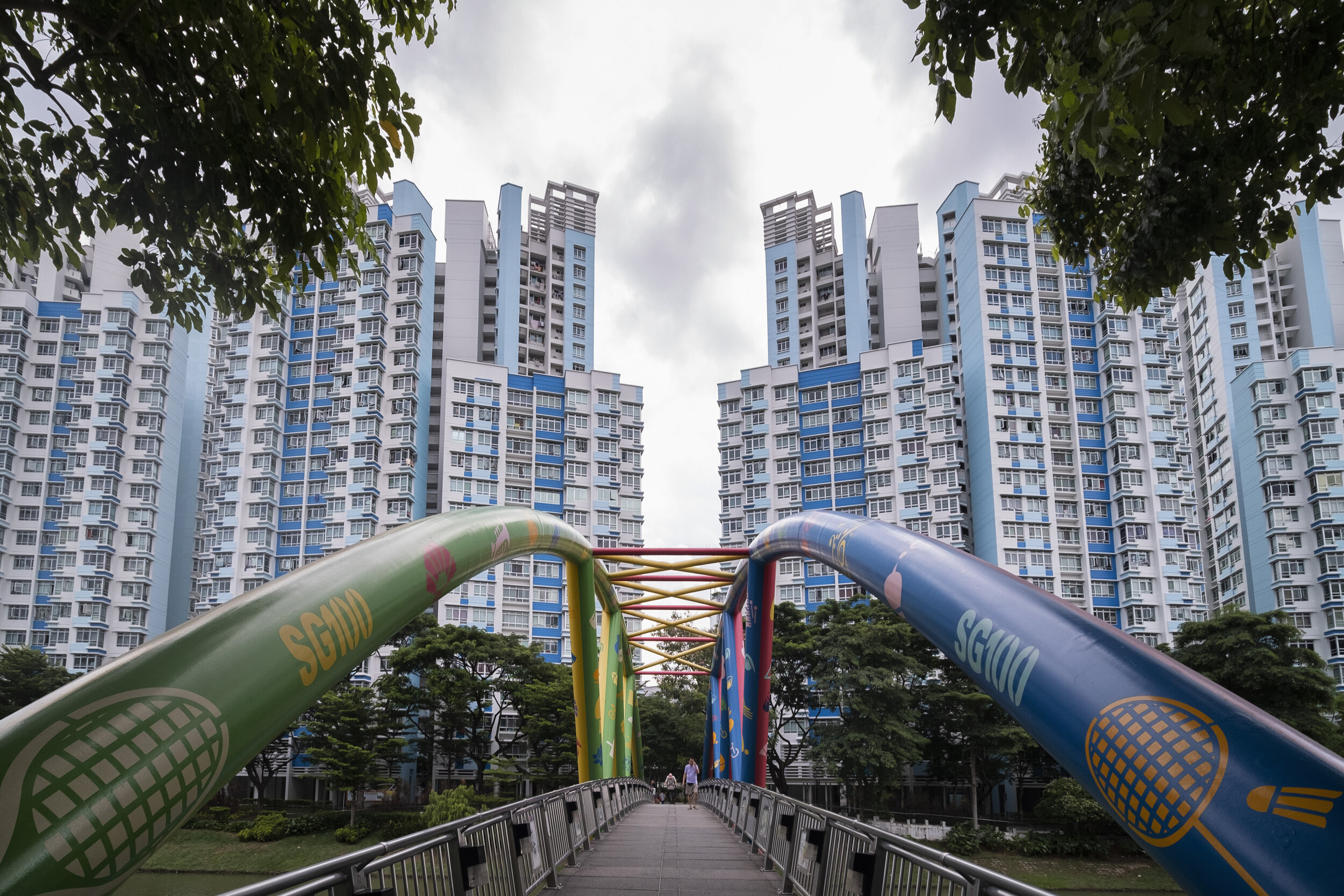  The Kolam Ayer bridge connects to The River Vista @ Kallang public housing flats across Kallang River in eastern Singapore 