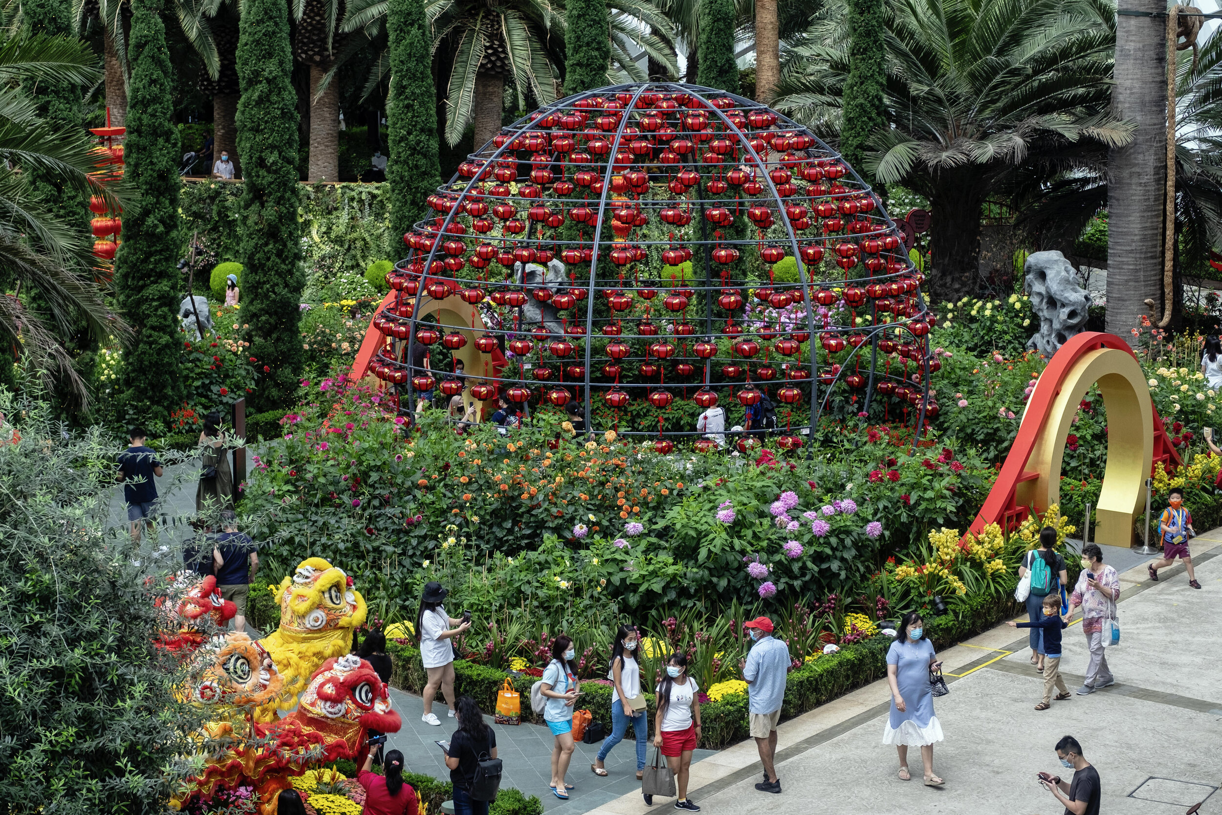  A general view of the annual Dahlia Dreams floral display ahead of the Chinese Lunar New Year of the Ox, otherwise known as the Spring Festival, at Singapore's Gardens by the Bay, January 31, 2021. REUTERS/Loriene Perera 