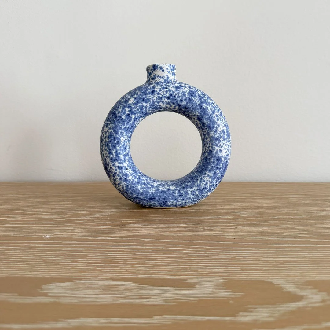 JAPottery_blue roung.jpg