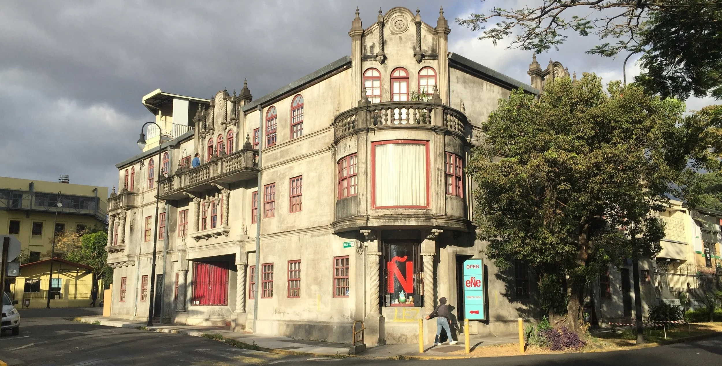 5 Places to go shopping in Costa Rica