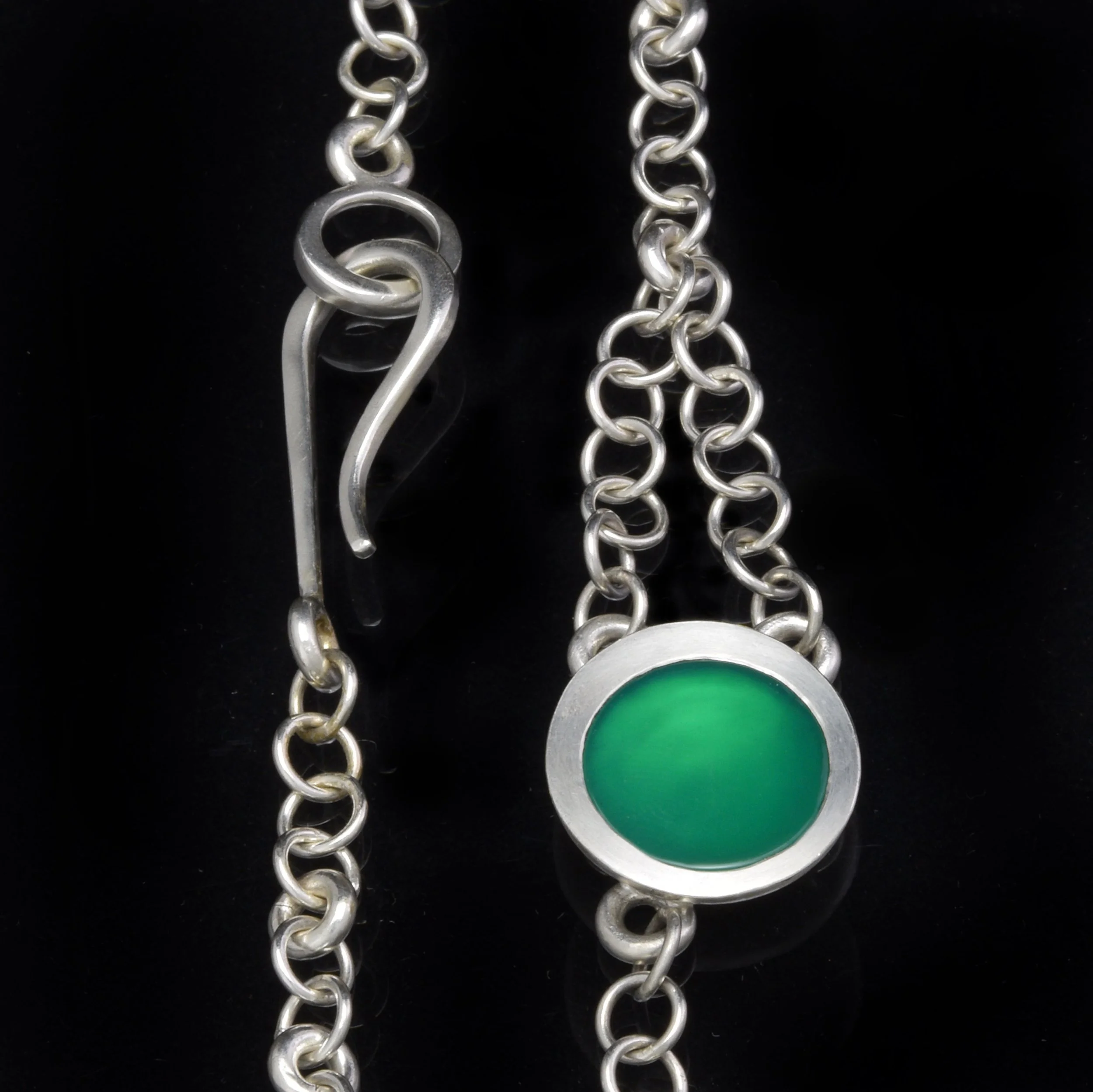 Cyano-Chain-Green-Agate-Cellule-Pendant-Necklace-Close.jpg