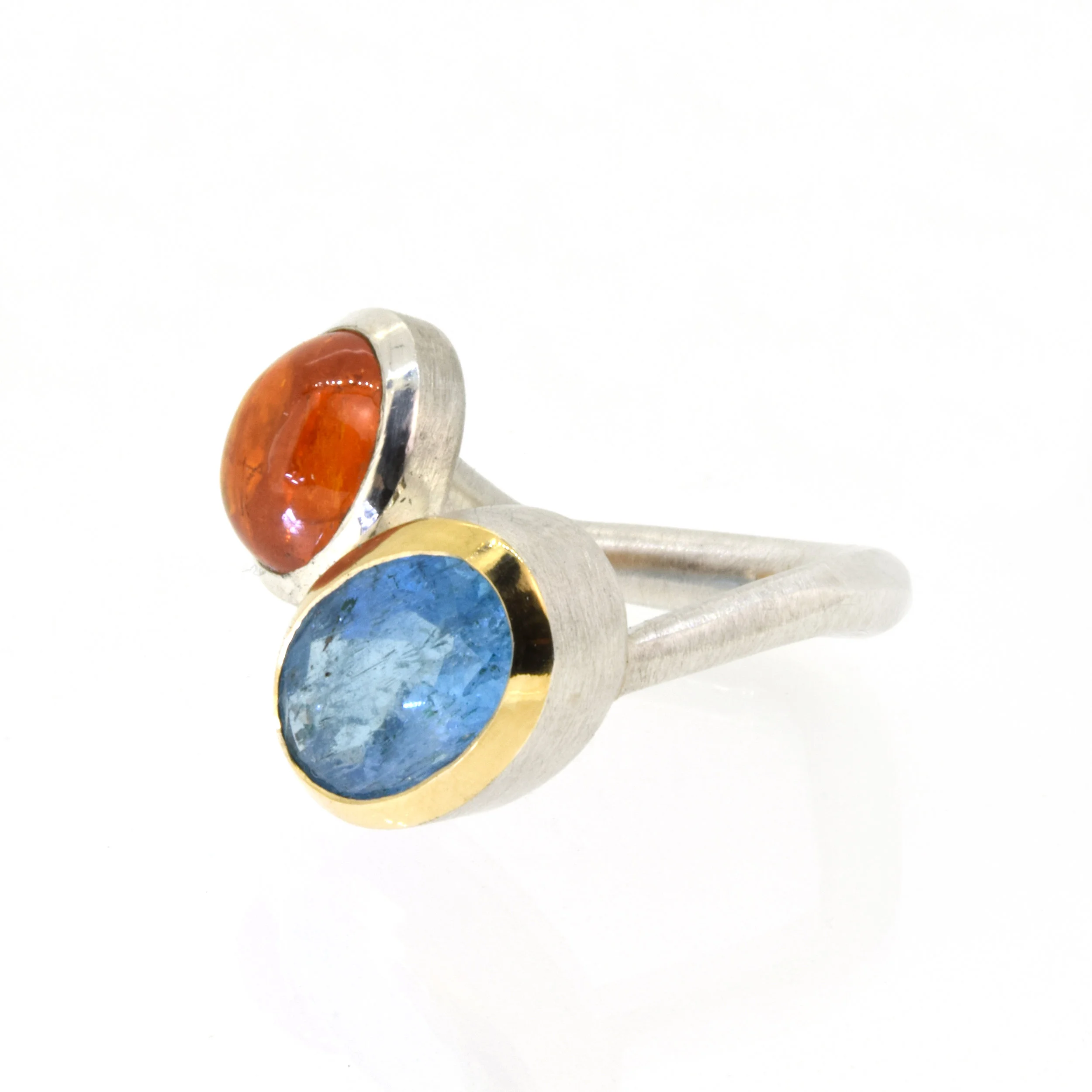 Mandarine Garnet & Aqua Ring Side view 2.jpg