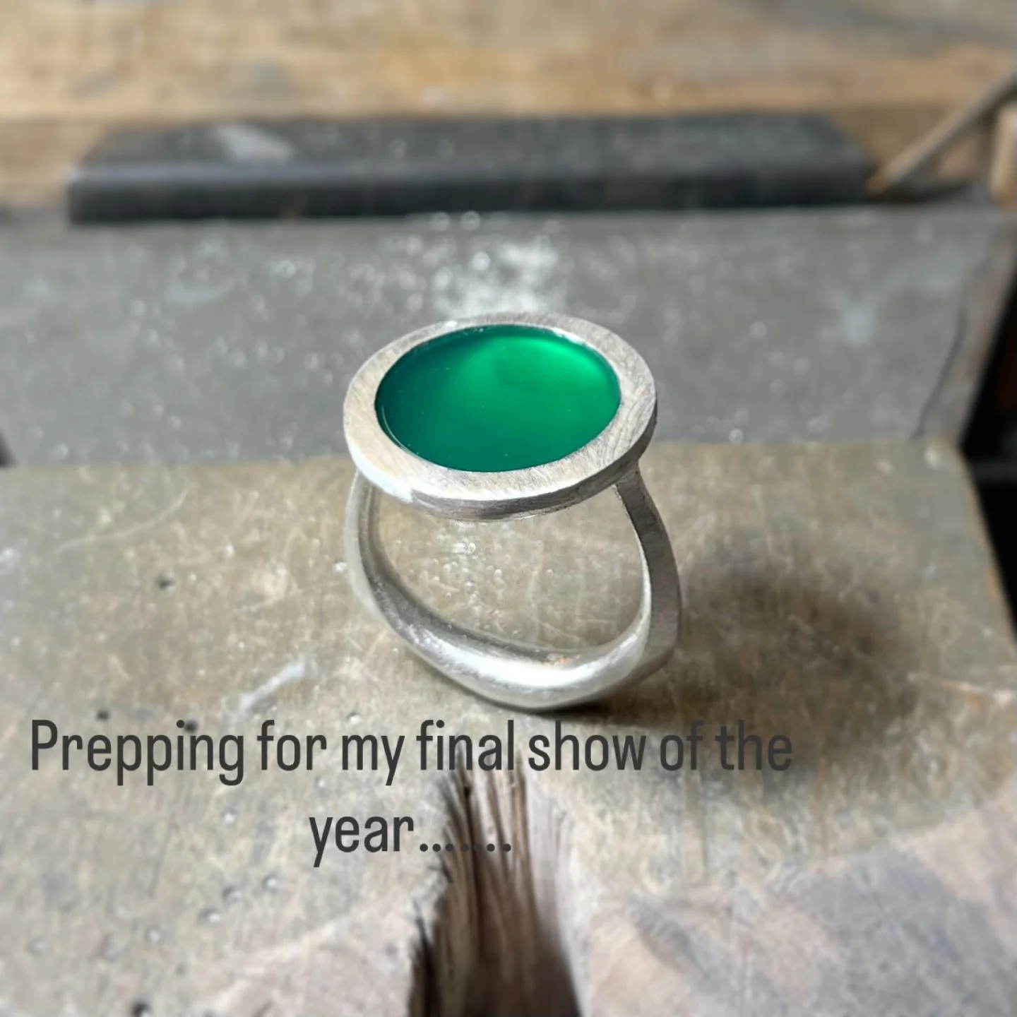 Final preparations for my final show of the year with @thesussexguild at MIDHURST ✨✨✨ Your chance to come and buy gifts for your loved ones (or yourselves 😉) direct from designer makers at this wonderful show in Sussex on 6 -  7 December. This new r