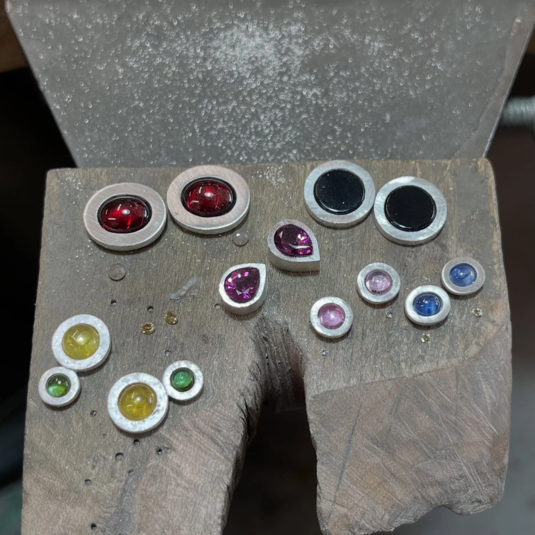 I always have fun putting stone colours together, here&rsquo;s a batch of companion studs I&rsquo;ve been hand making this week (using the recycled silver from the video in my last post ✨) Bright colours, bursting to join in with the spring colours&h