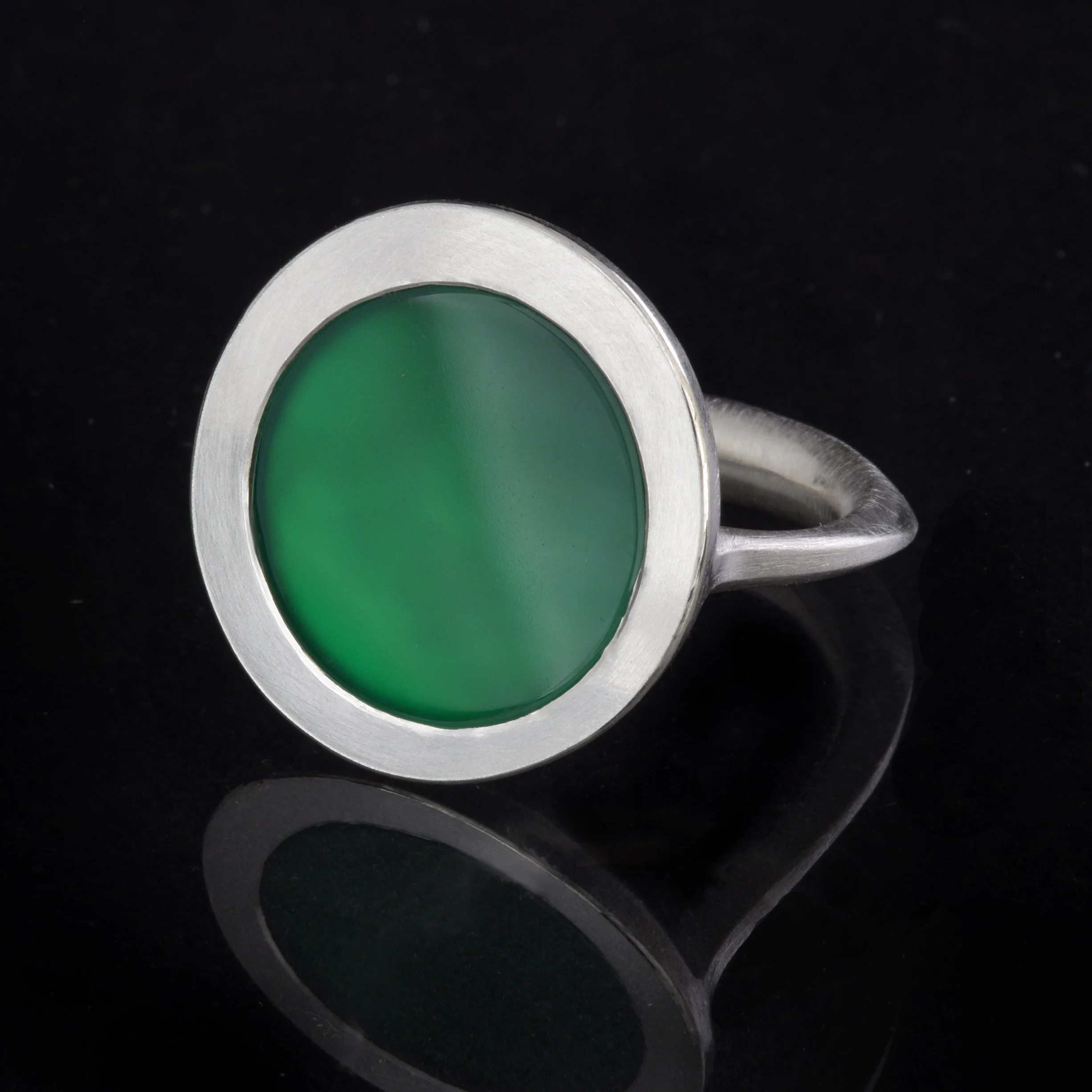 Green-Agate-Cellule-Ring-Lying-Down.jpg