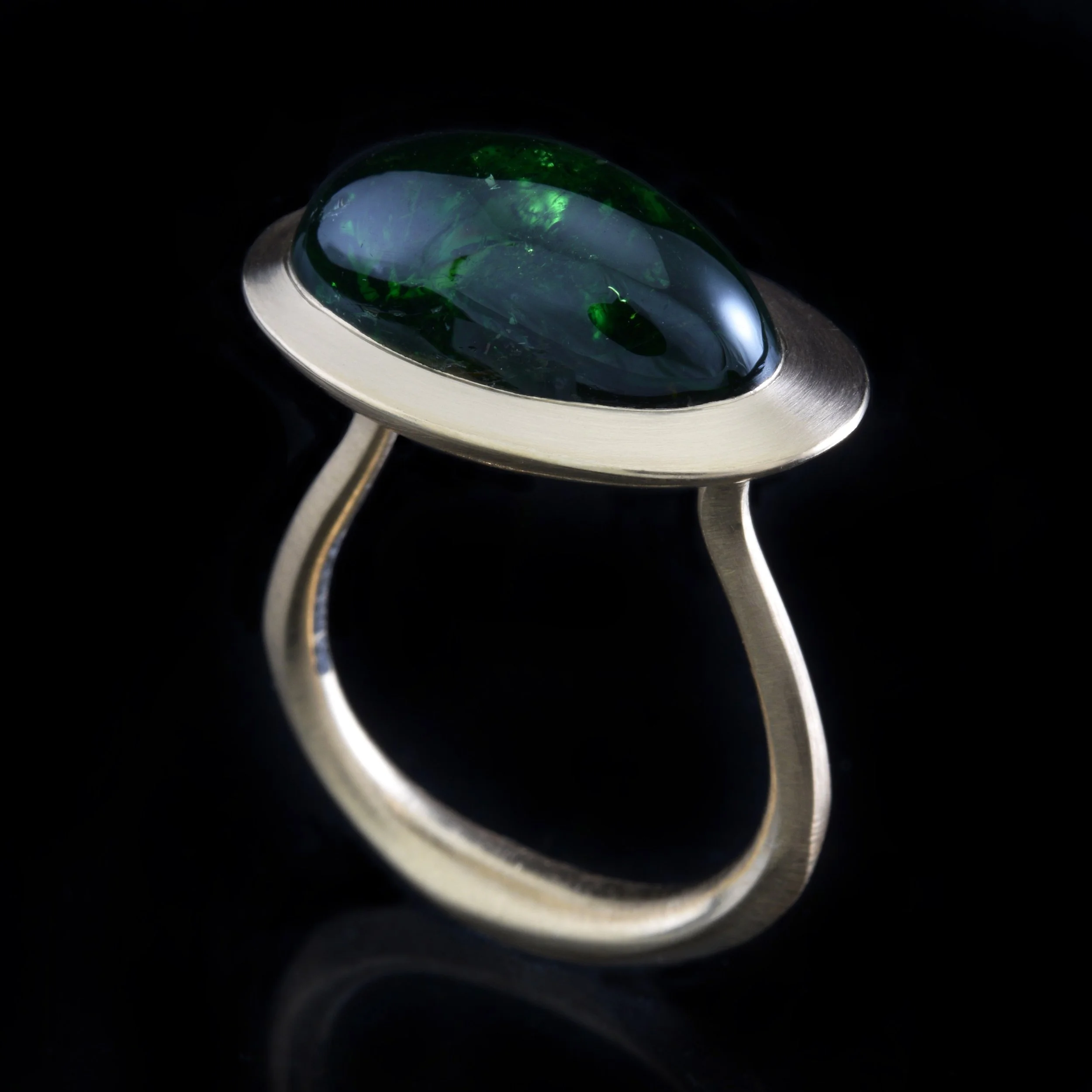 Green-Tourmaline-18ct-Gold-Cellule-Ring-Standing.jpg
