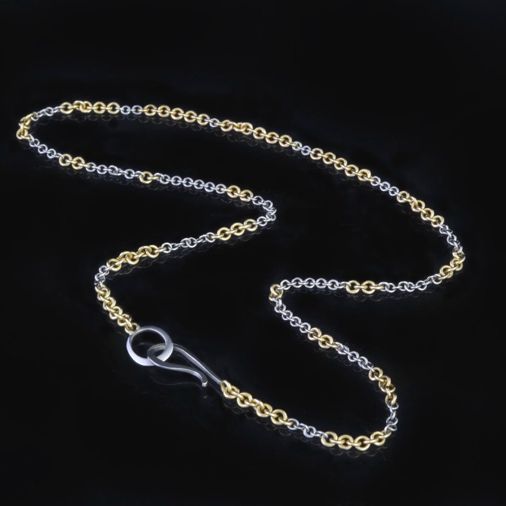 Camur+Chain+Platinum+18ct.jpg