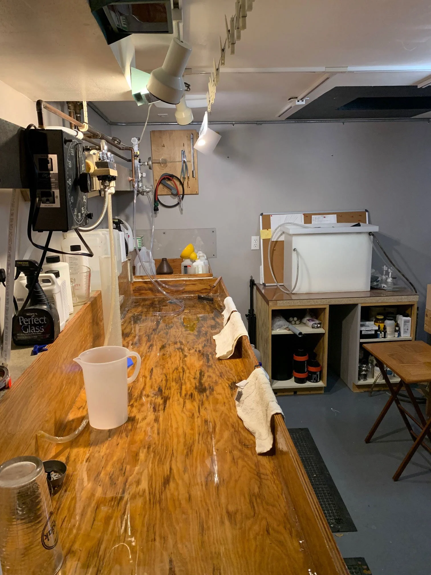 One of two wet side sinks