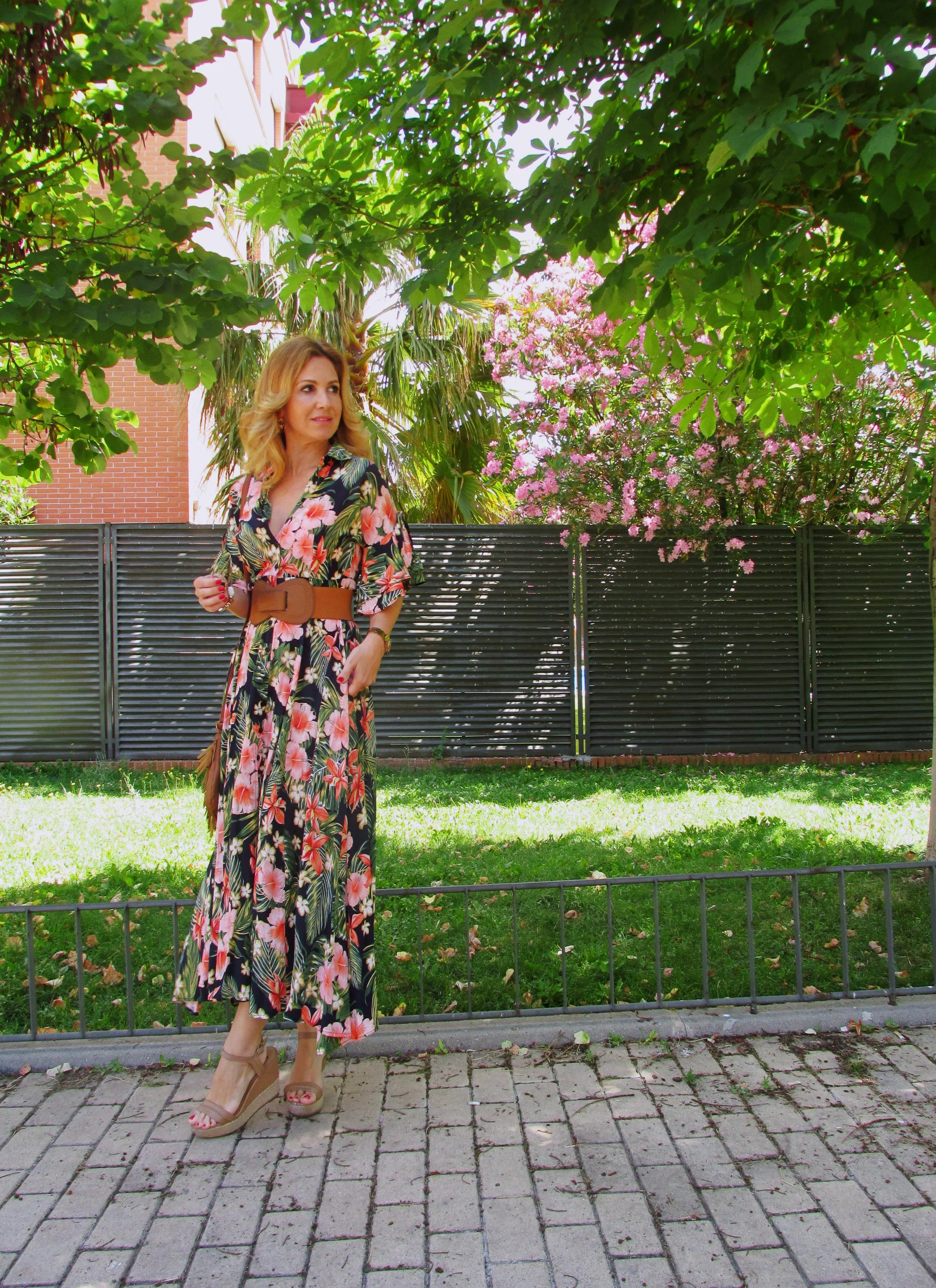 LONG FLOWY DRESS/VESTIDO LARGO CON CAÍDA