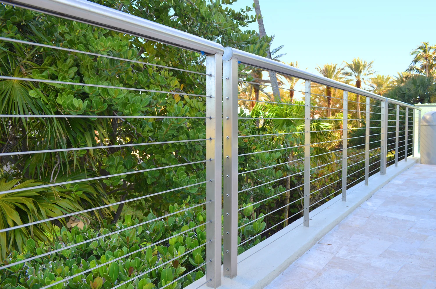 architectural_metal_railing_15.jpg