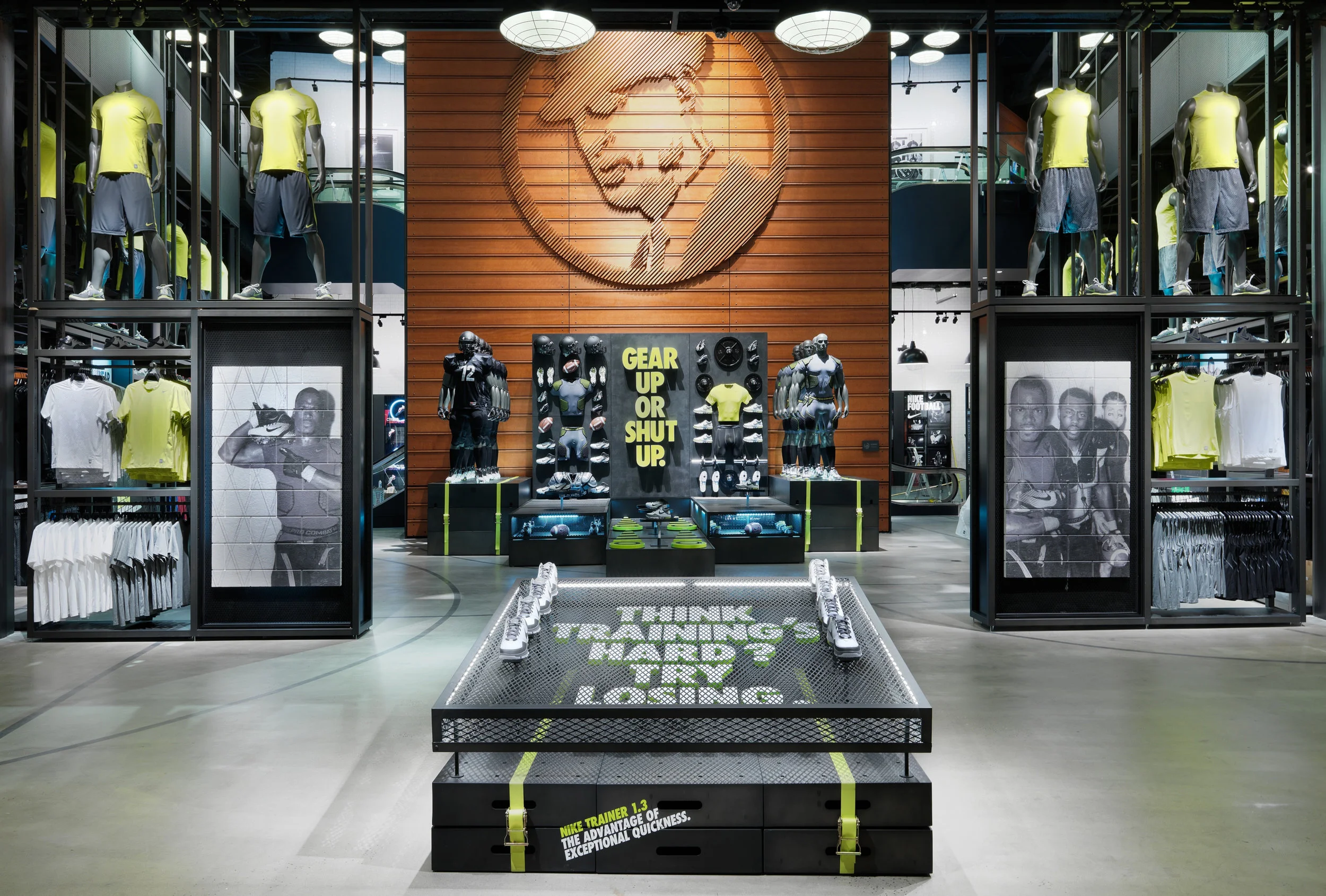 Nike_Las_Vegas_cropped.jpg