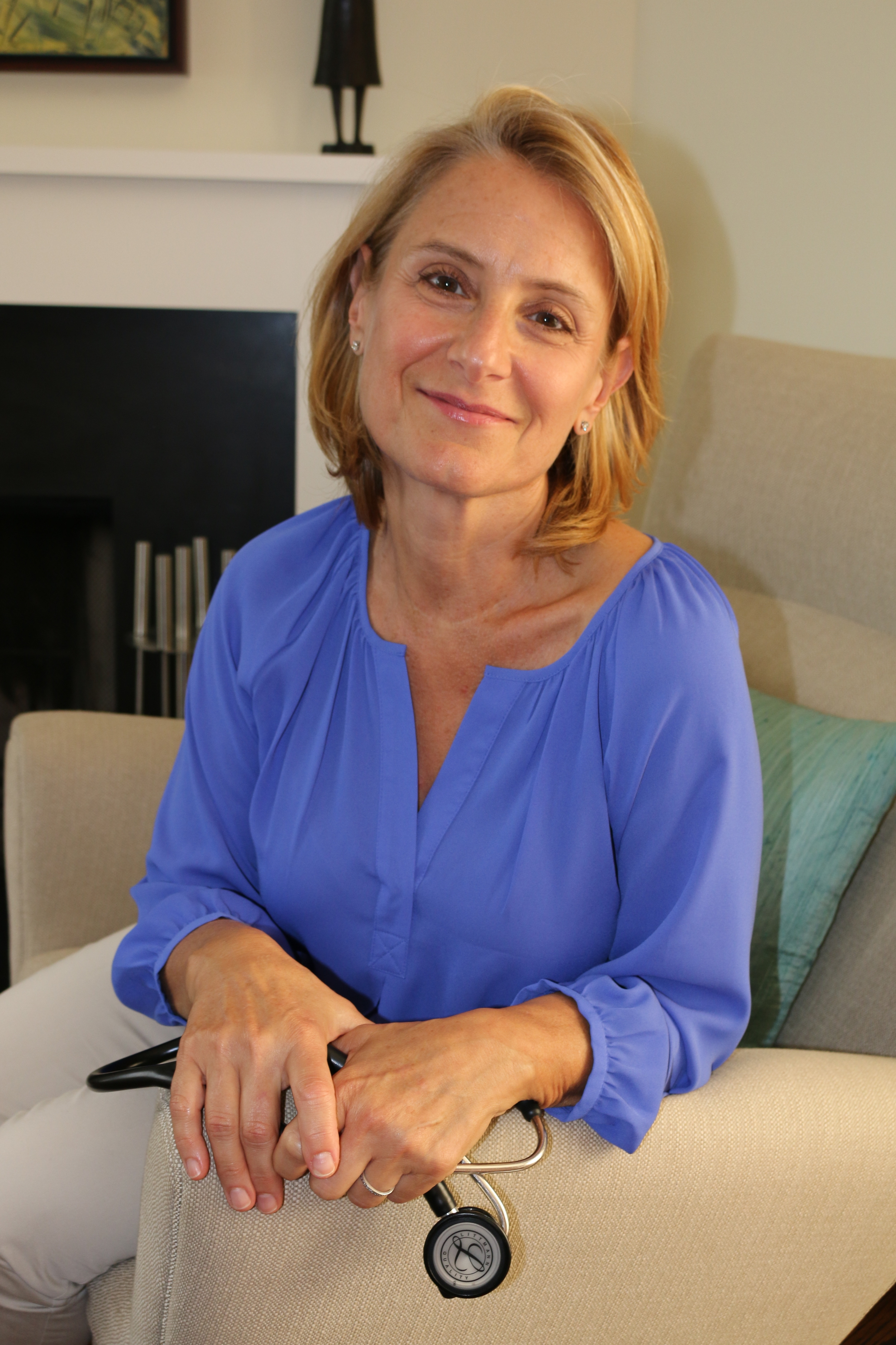 Diane Schade, NP specializes in comprehensive geriatric care and personalized medical housecalls for elderly people.