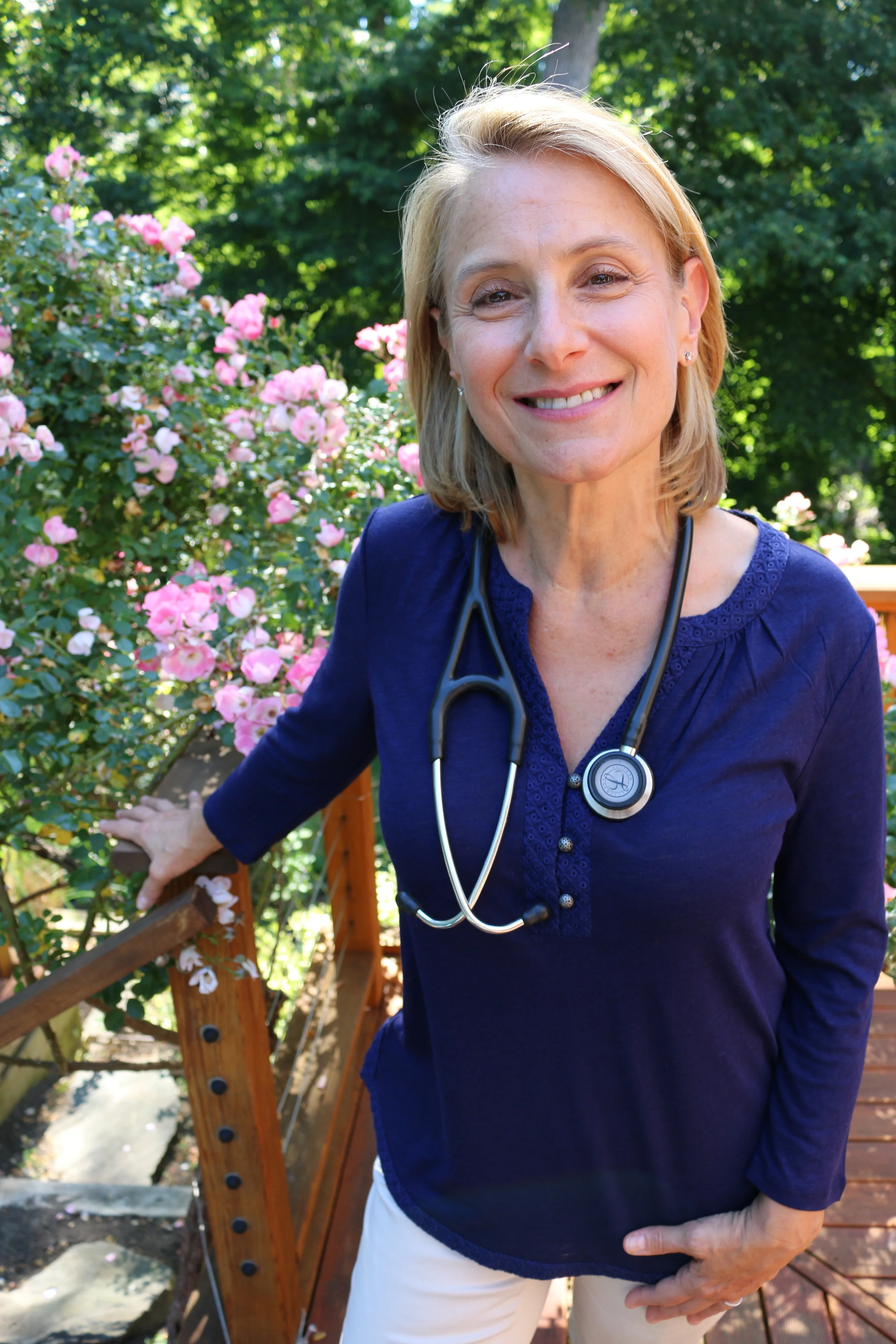 Diane Schade NP Geriatric & Palliative Care // Medical housecalls for homebound patients serving The Hamptons, East Long Island, and Manhattan.
