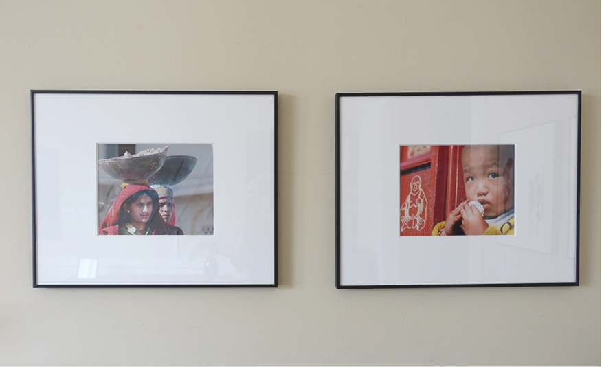 Daughter and mother. Jaipur, India, 2009 (left) Little boy and Buddha. White Horse Buddhist Temple, Luoyang, Henan, China, 2016 (right)