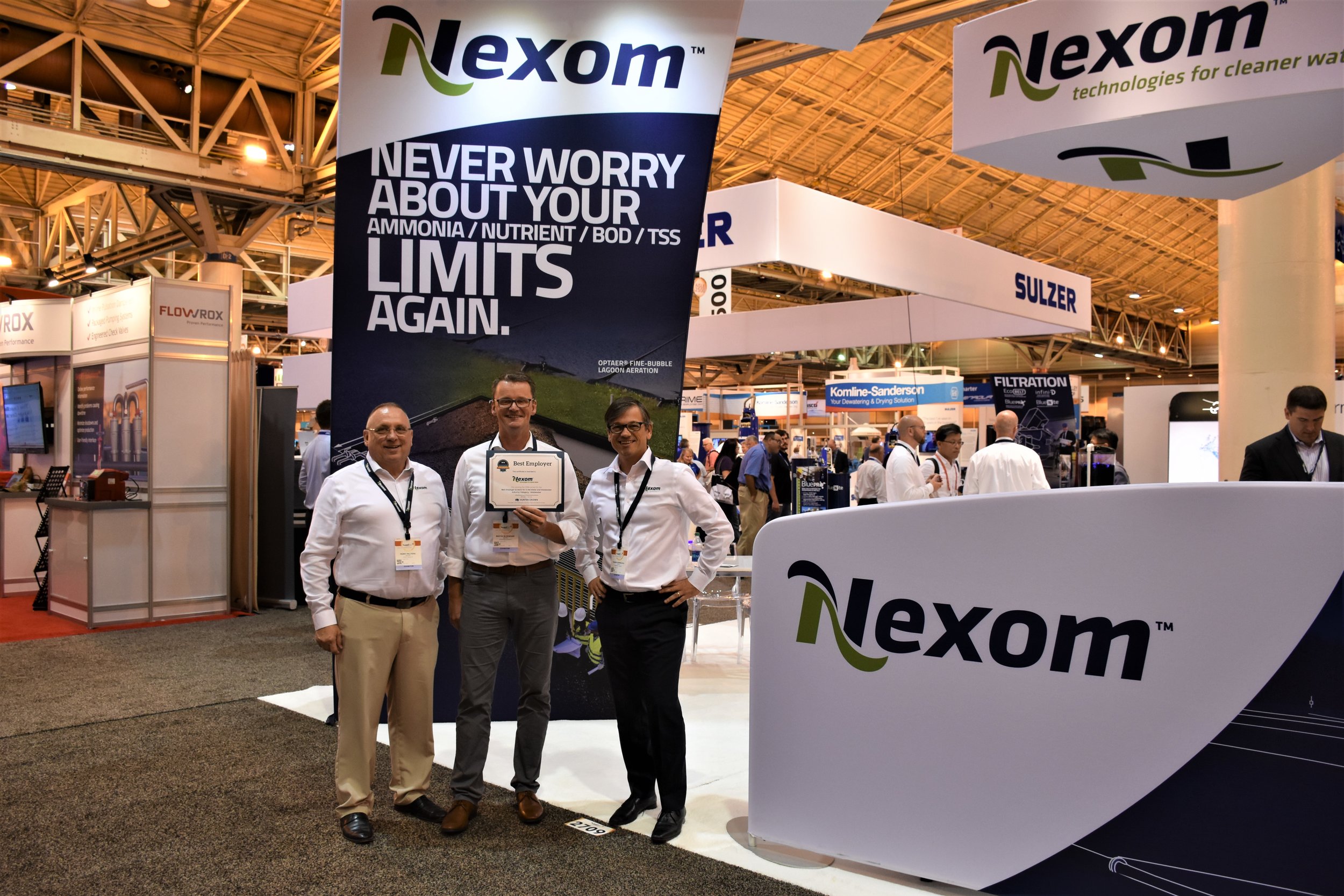  Nexom accepts Best Employer Award: Category - Wastewater 