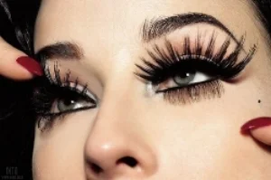 eyelashes-eyes-fake-girlie-girly-Favim.com-137067.jpg