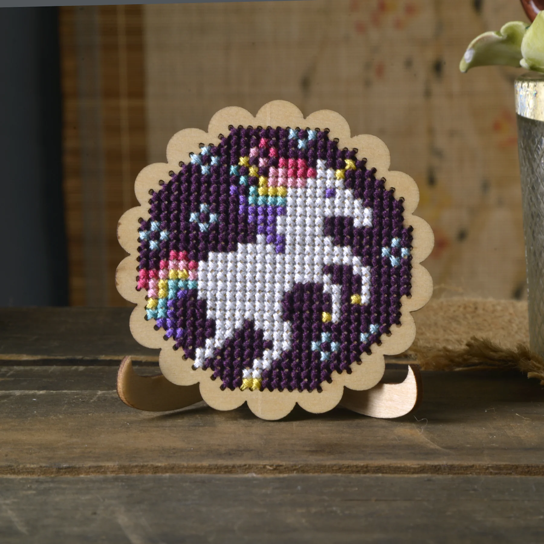C20_WOOD SCALLOP DISPLAY_FINAL.jpg