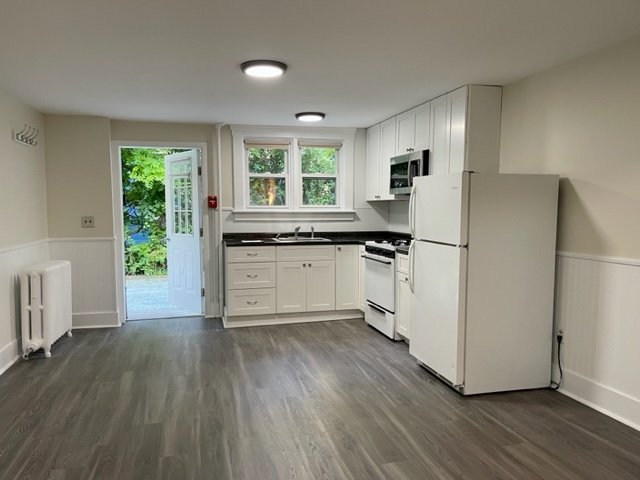 MH4.kitchen1.jpg
