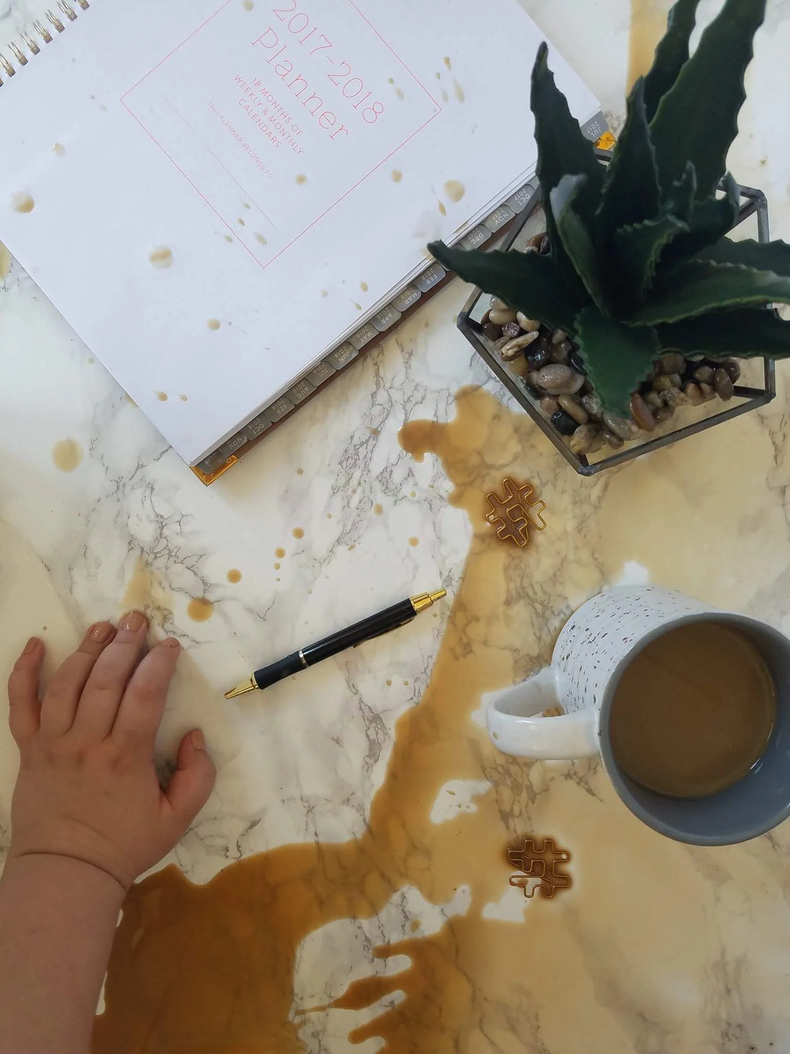 How to Create a Fake Marble Flat Lay