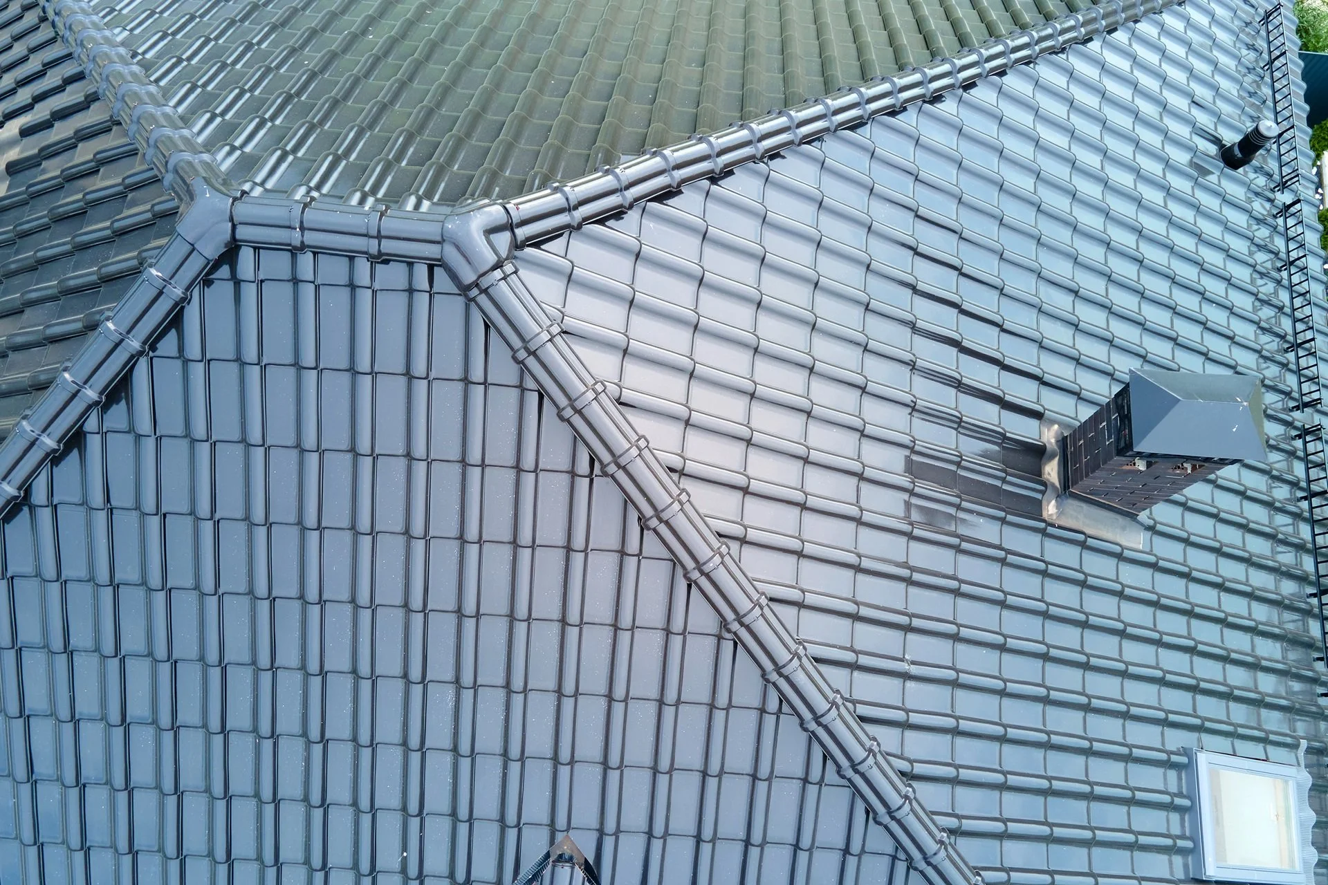 How to Choose the Right Roofing Material for Your Home