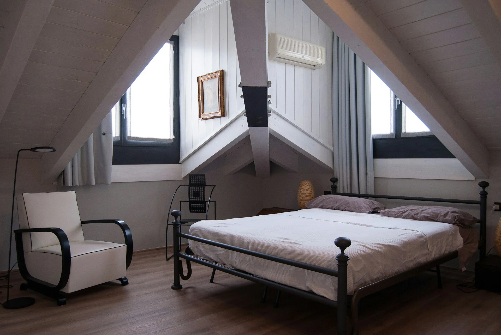 Best Flooring Choices for Different Rooms in Your House
