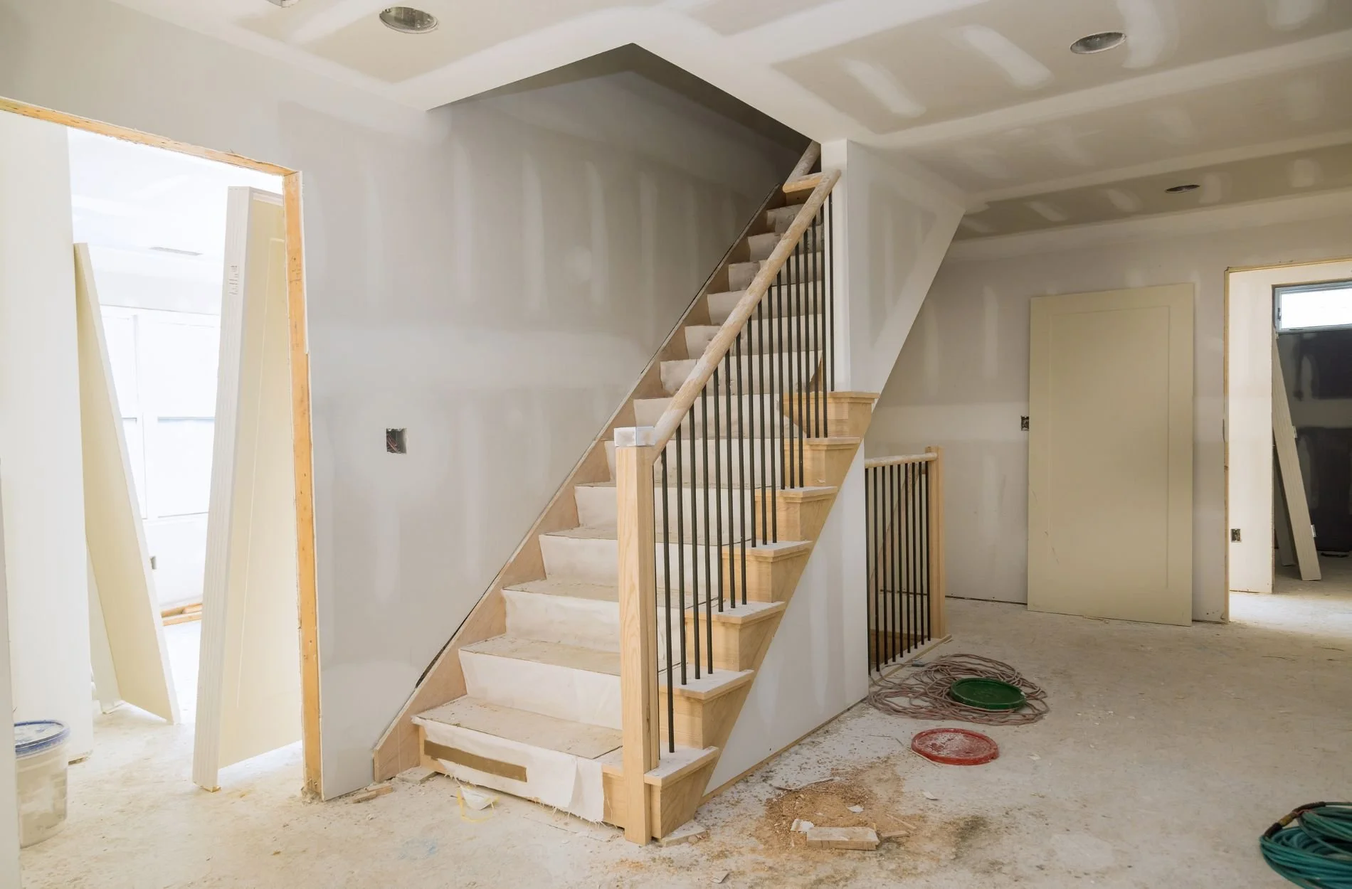Effective Strategies for Noise Reduction During Home Remodel