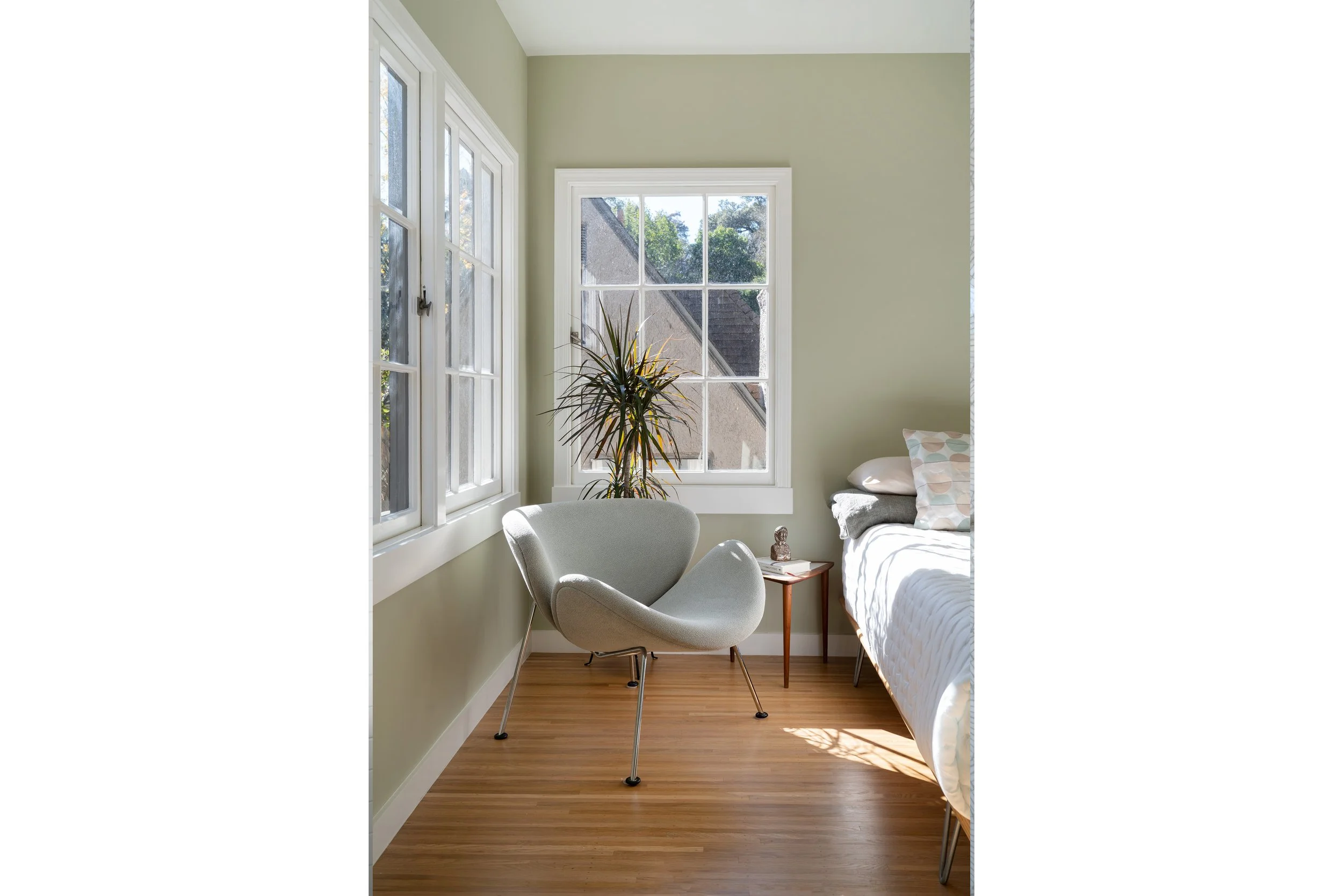 Trestle Glen Transitional Eisenmann Architecture