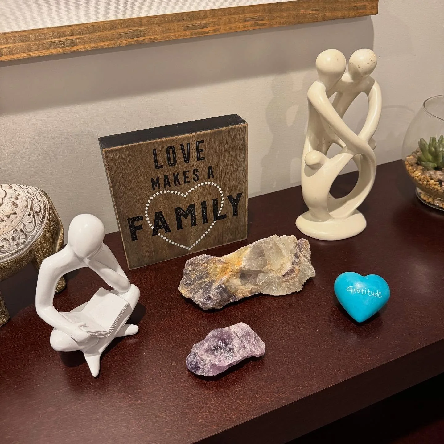 I had to rearrange my office decor to make room for a couple of new kindnesses that I received today.  So grateful for the work I do! 🇨🇦🥰