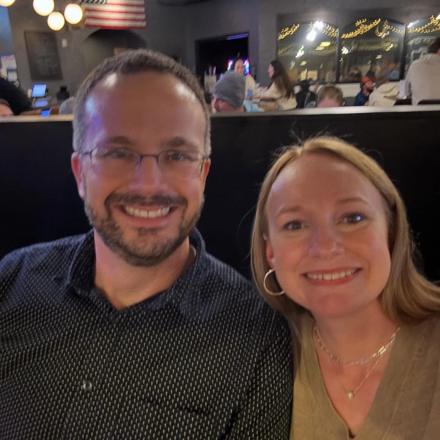 I attended a Central Illinois Counselor Networking Event tonight at Clink in Peoria! It was wonderful seeing so many amazing professionals, sharing ideas, and building connections that strengthen our community.
Grateful for the opportunity to collabo