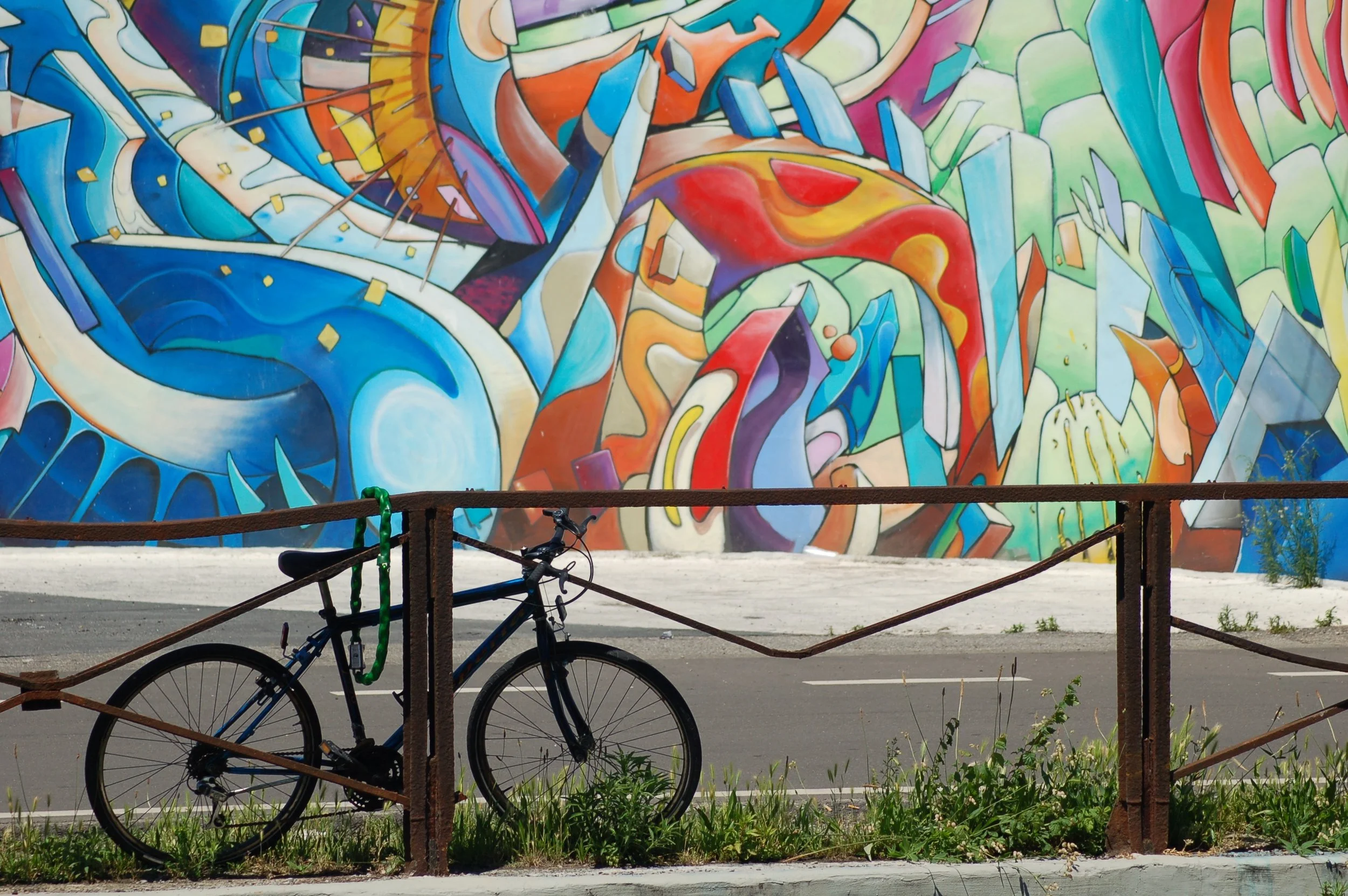 graffiti and bike-1464121289928-60b228158069.jpeg