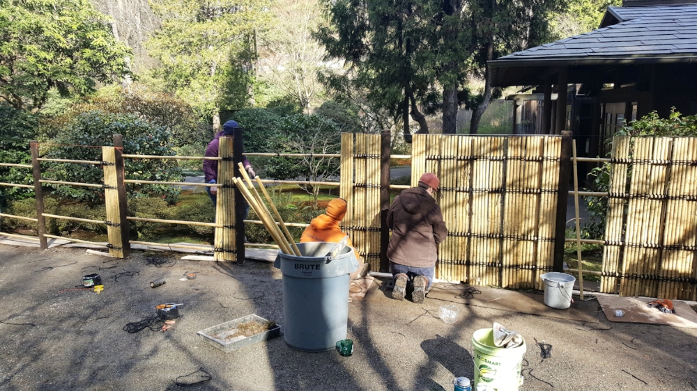  Materials were generously donated by Mark Meenan of American Bamboo. Seattle Japanese Garden's own volunteer group, Unit 86, also contributed funds to this project. 